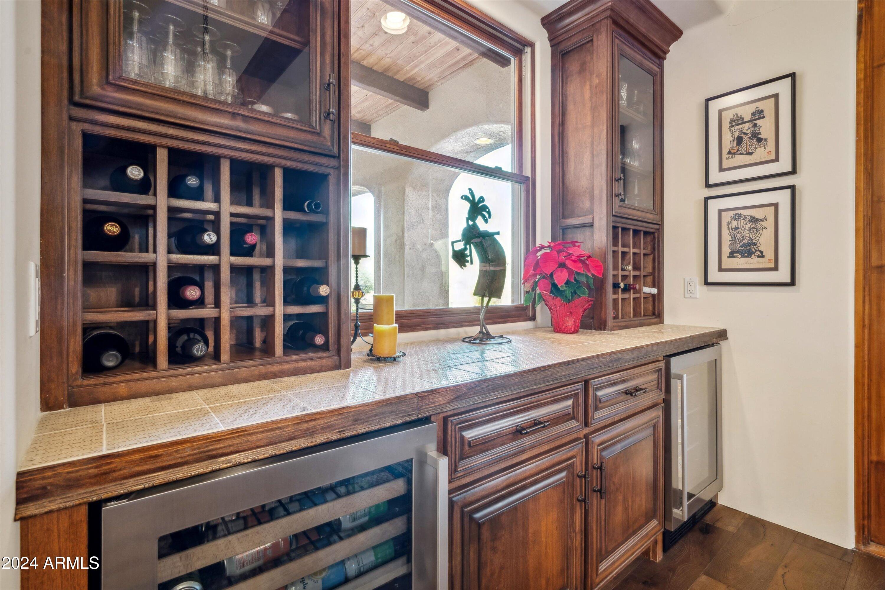 8300 E DIXILETA Drive, 218