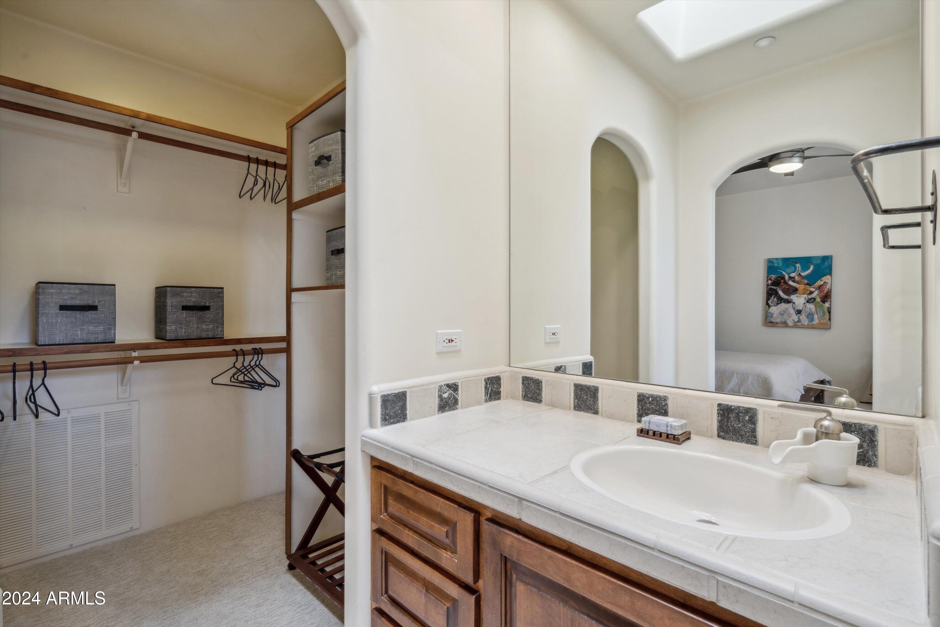 8300 E DIXILETA Drive, 218