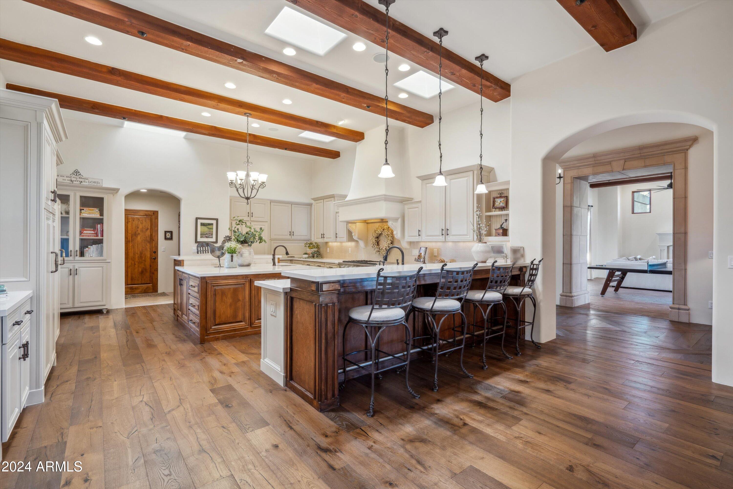 8300 E DIXILETA Drive, 218