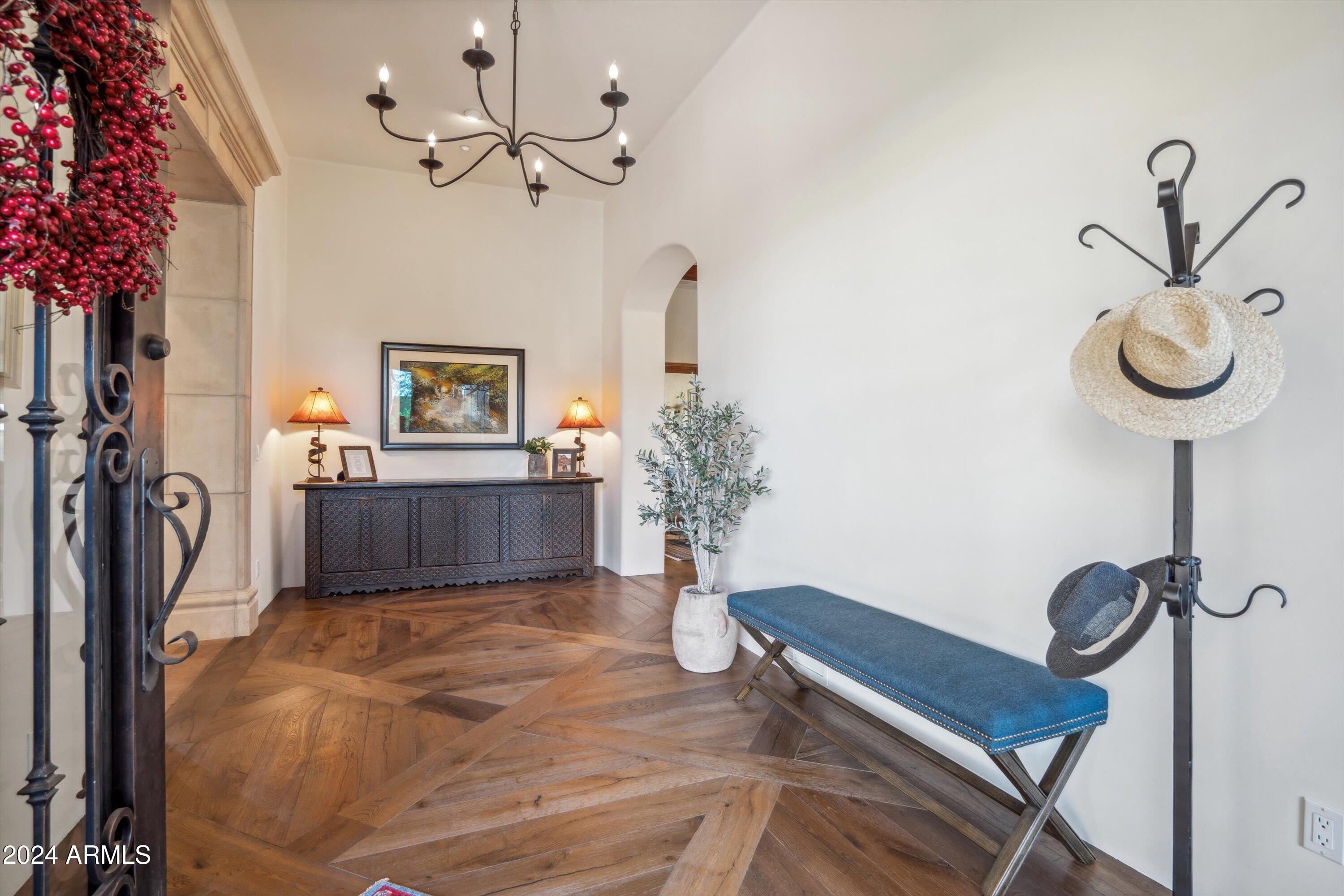 8300 E DIXILETA Drive, 218