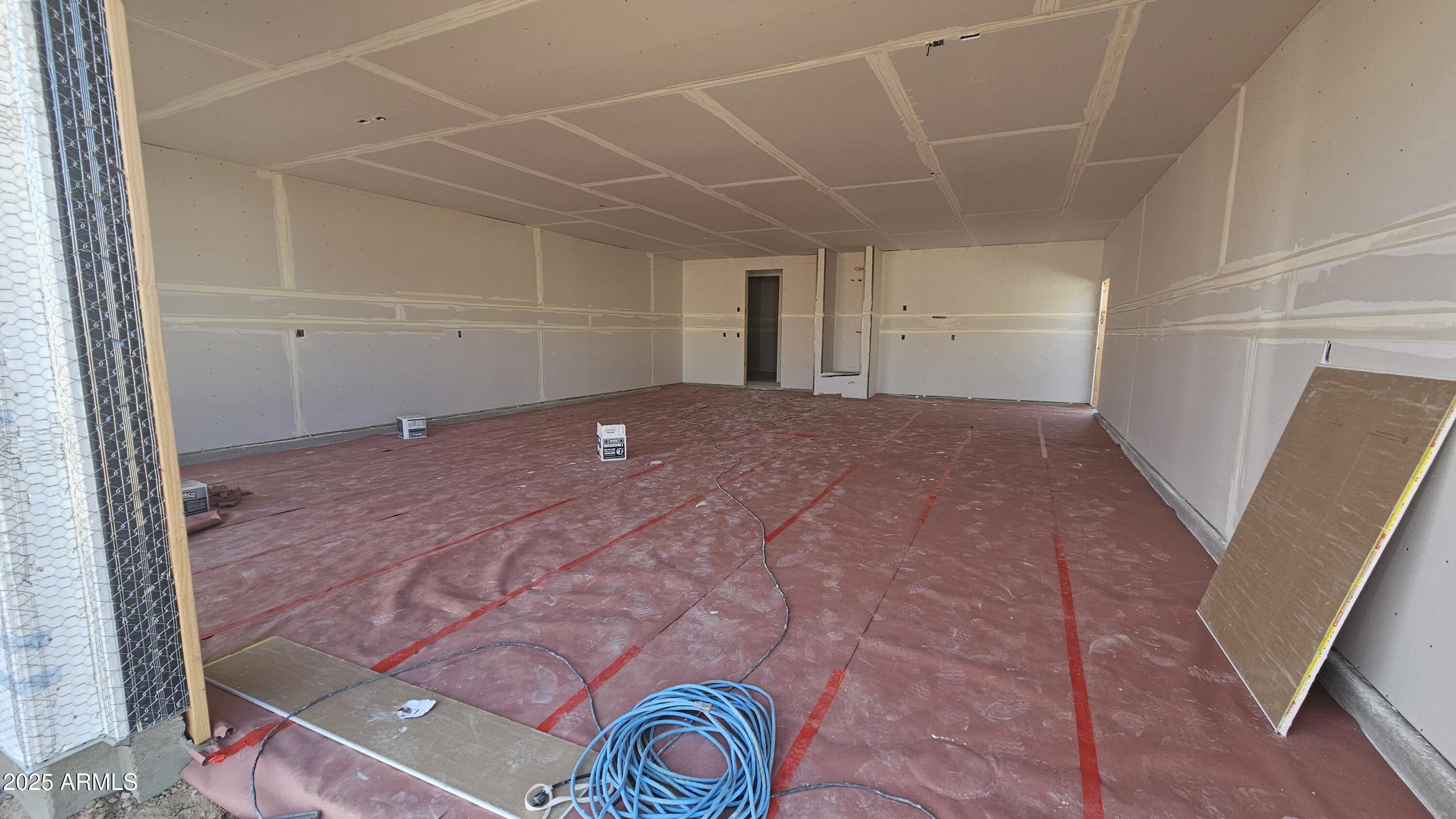 2671 E ABE TRUCKLE Avenue