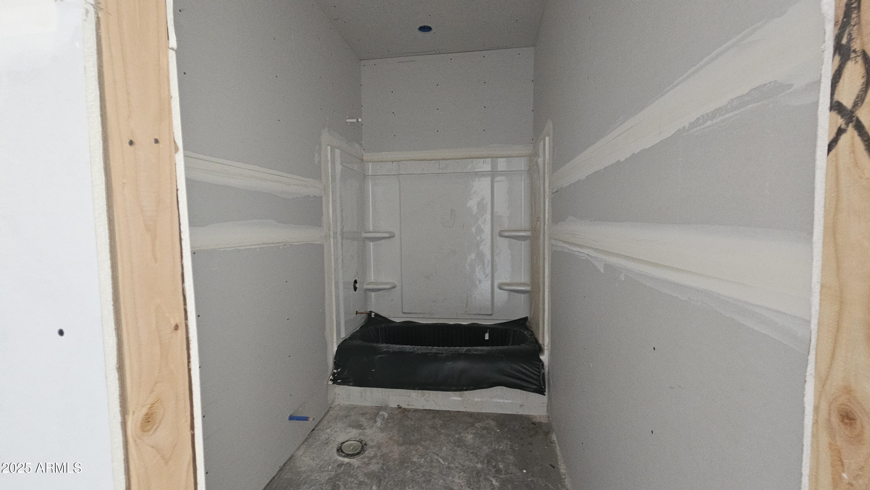 2671 E ABE TRUCKLE Avenue