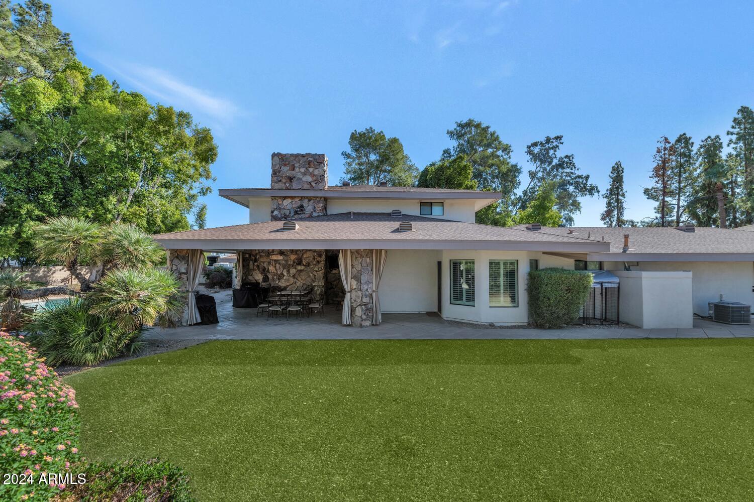 6319 E MARIPOSA Street