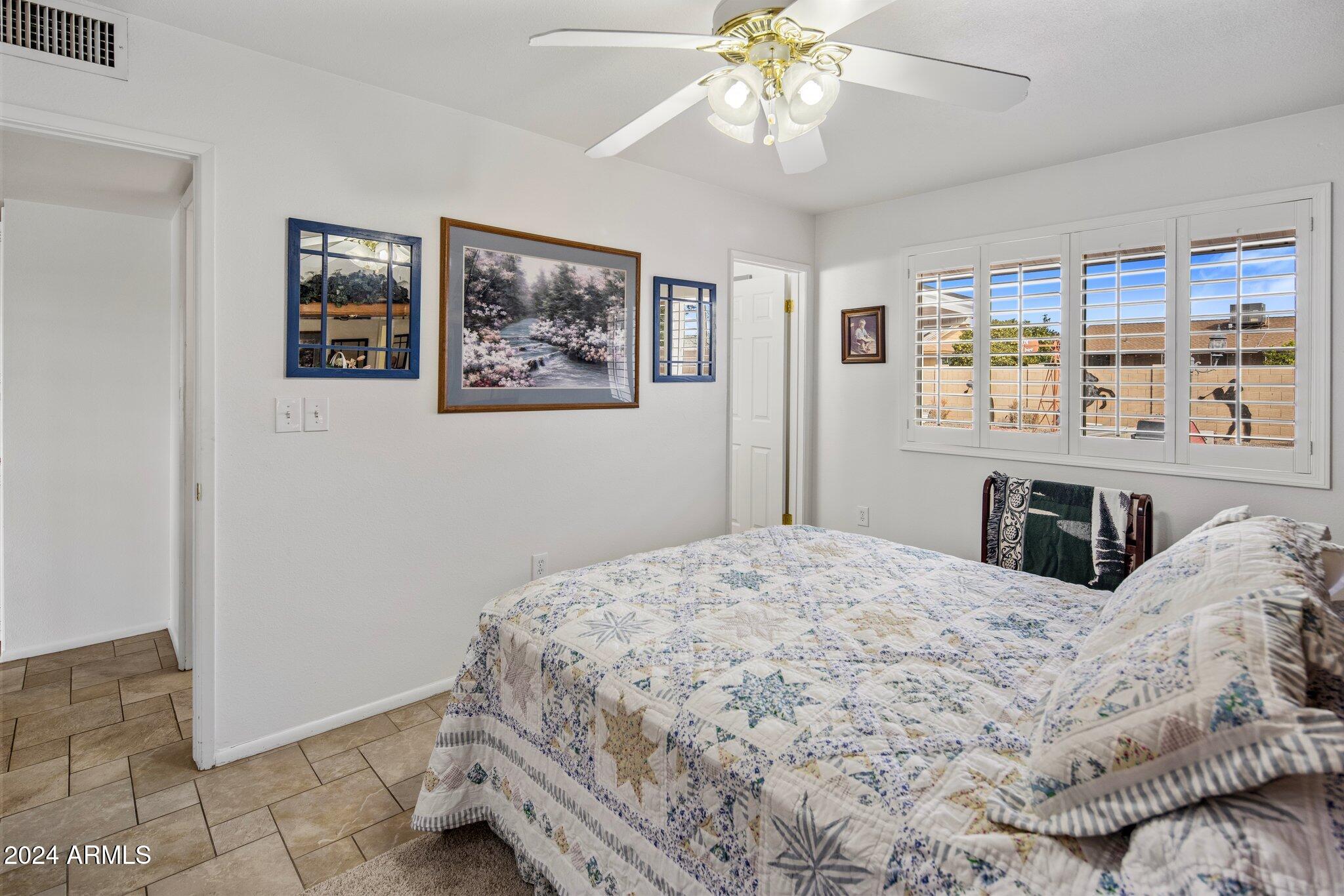 10522 W BAYSIDE Road