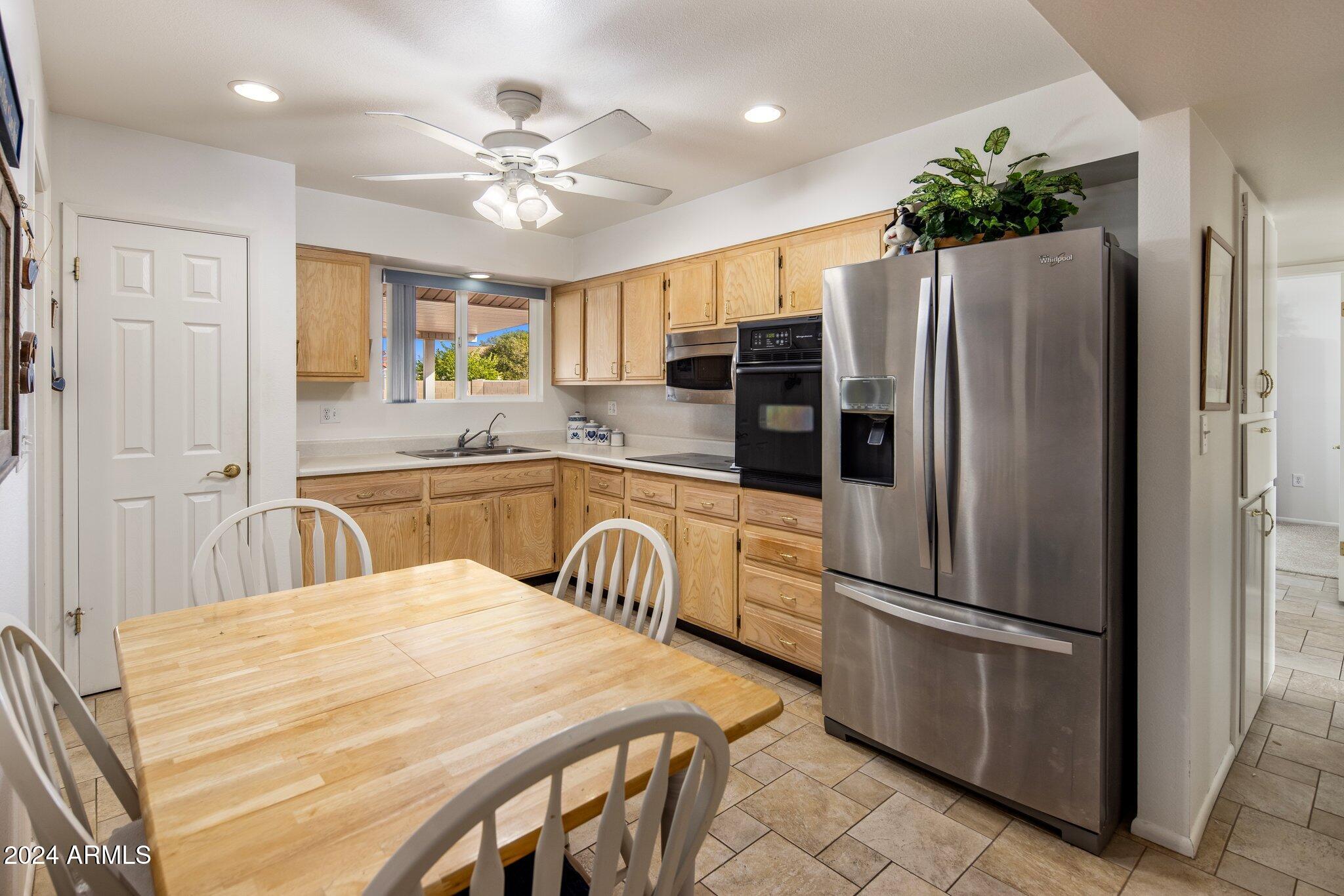 10522 W BAYSIDE Road