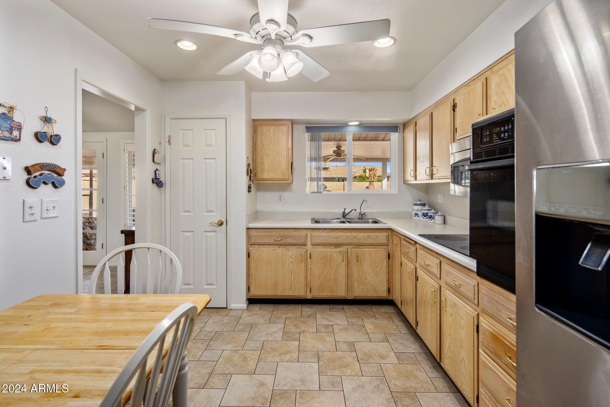 10522 W BAYSIDE Road