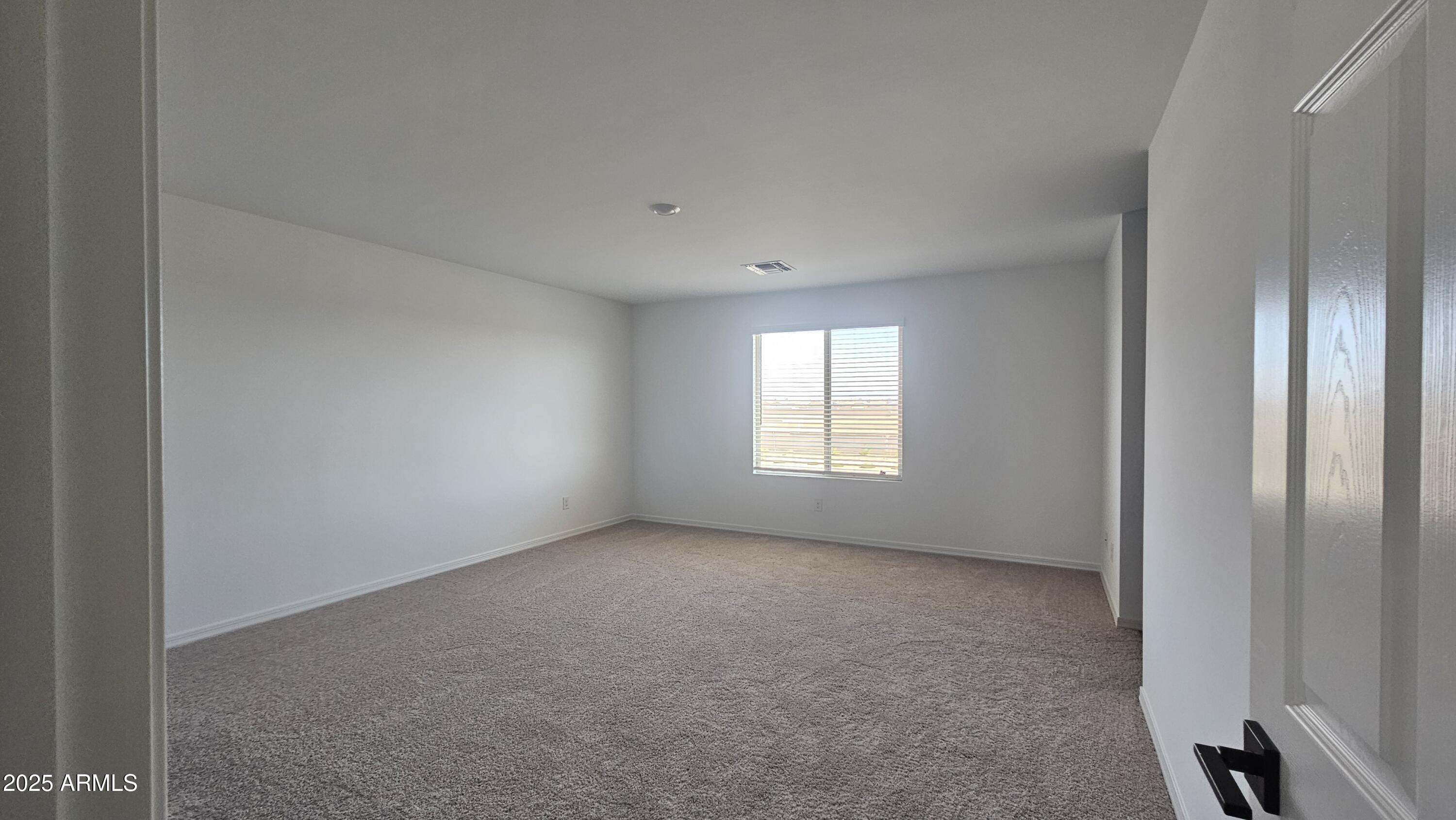 37697 N COWBOY Lane