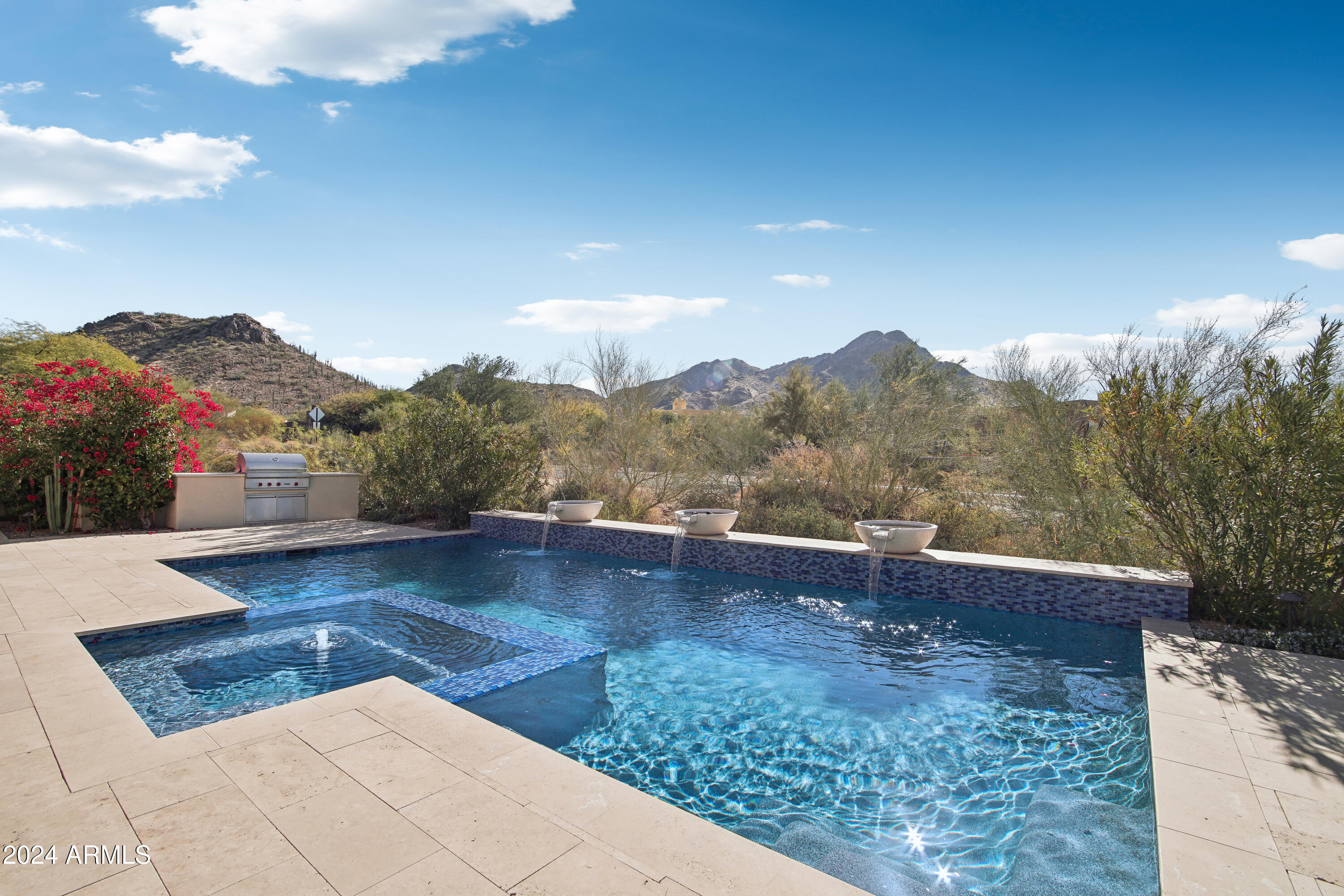 11299 E DESERT VISTA Road
