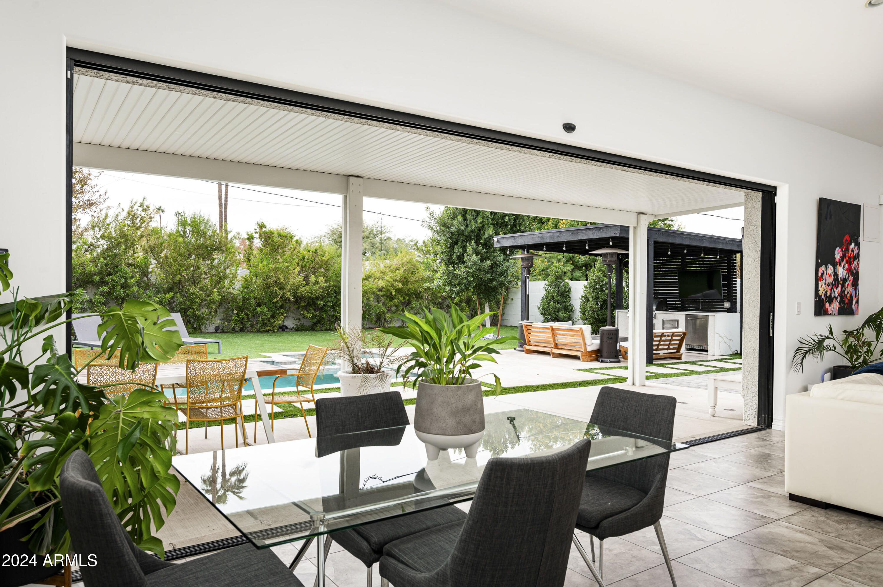 329 E BELMONT Avenue