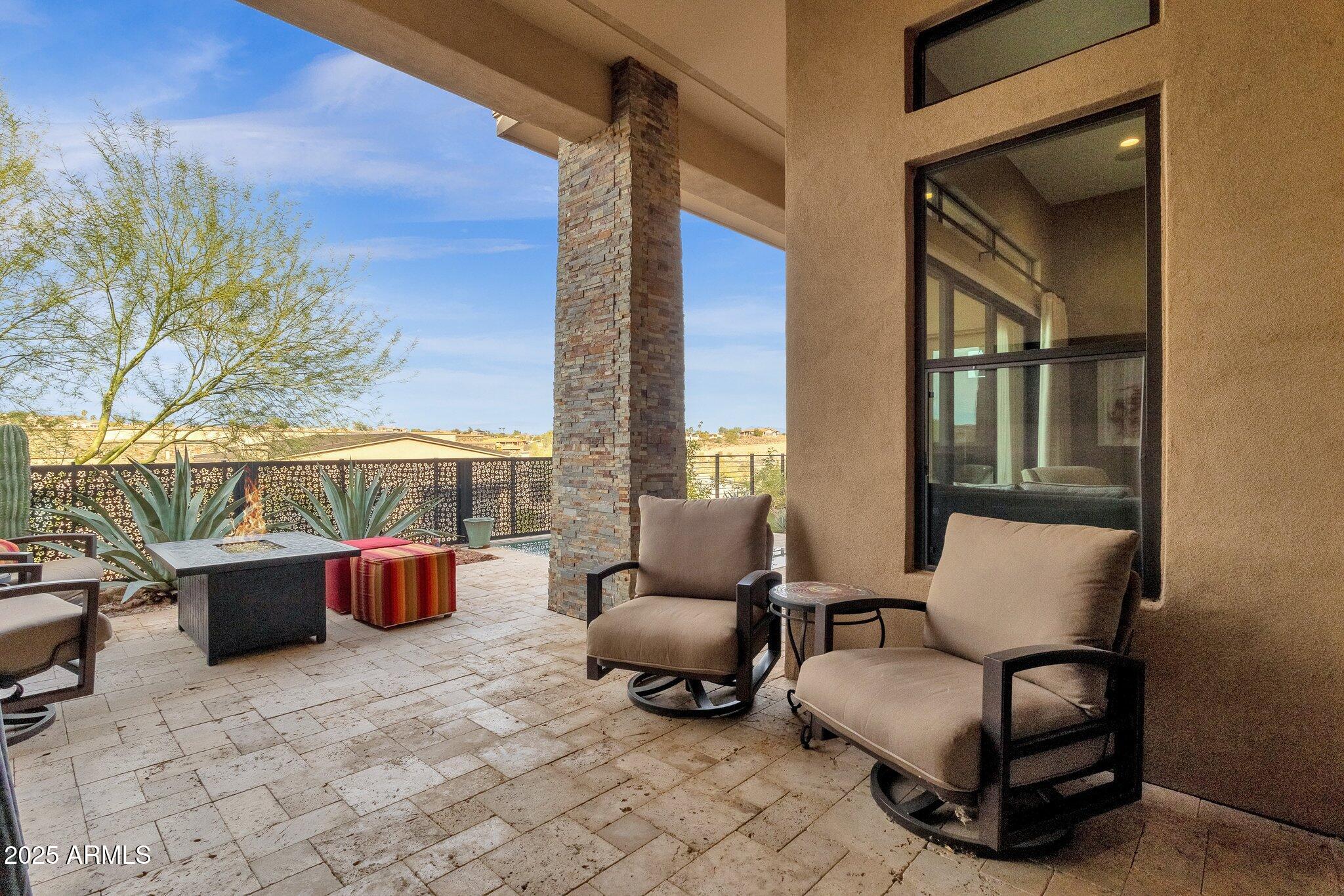 15961 E RIDGESTONE Drive