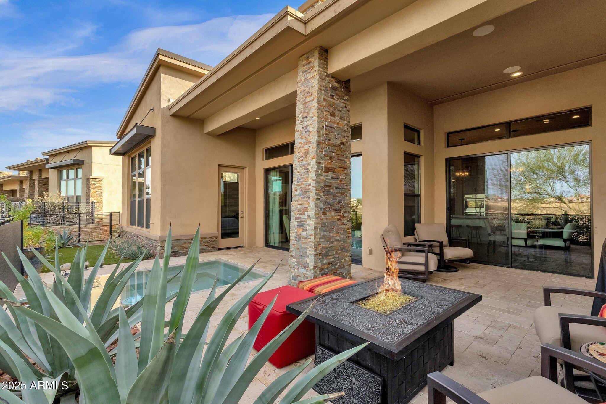 15961 E RIDGESTONE Drive