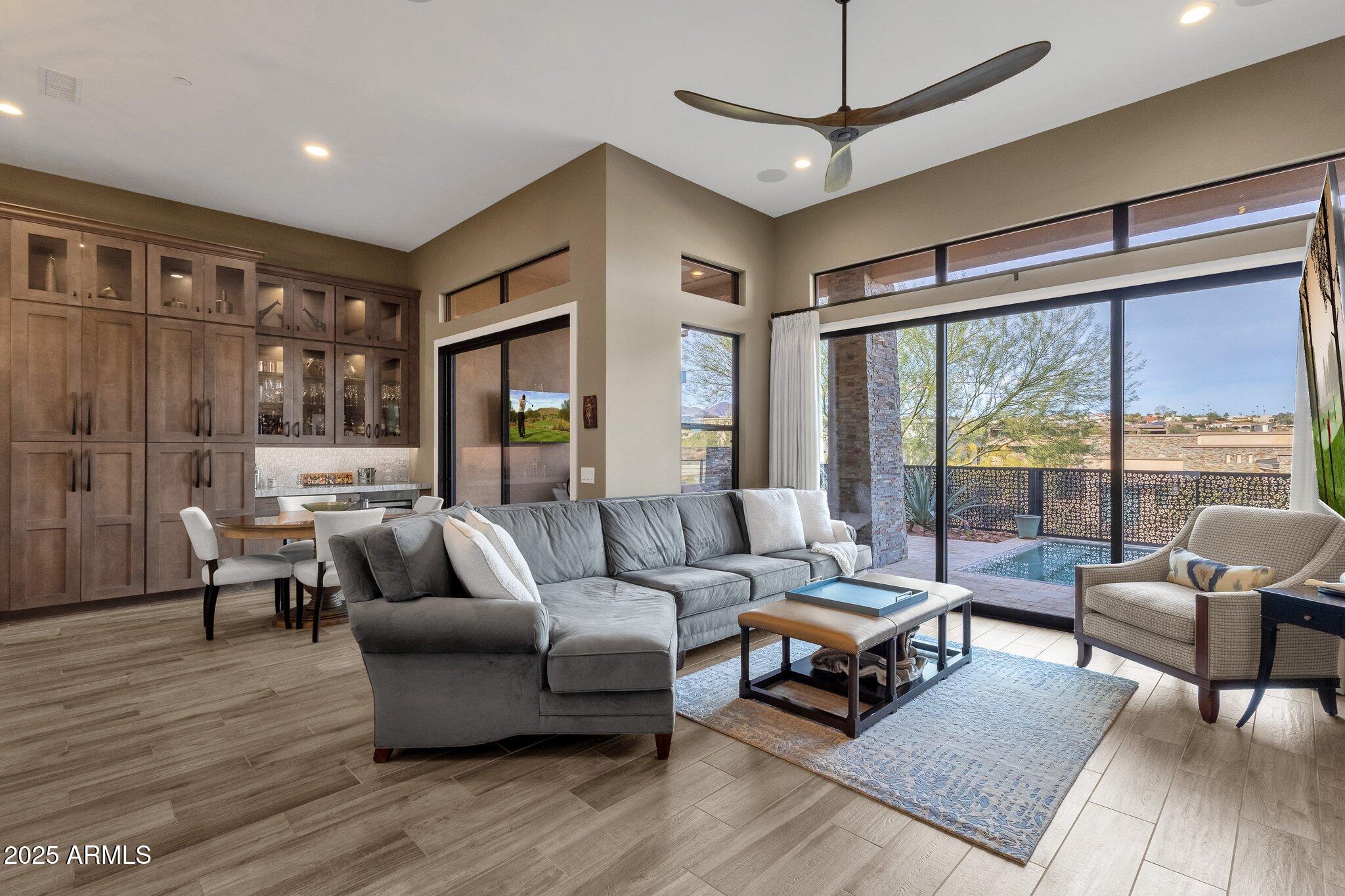 15961 E RIDGESTONE Drive