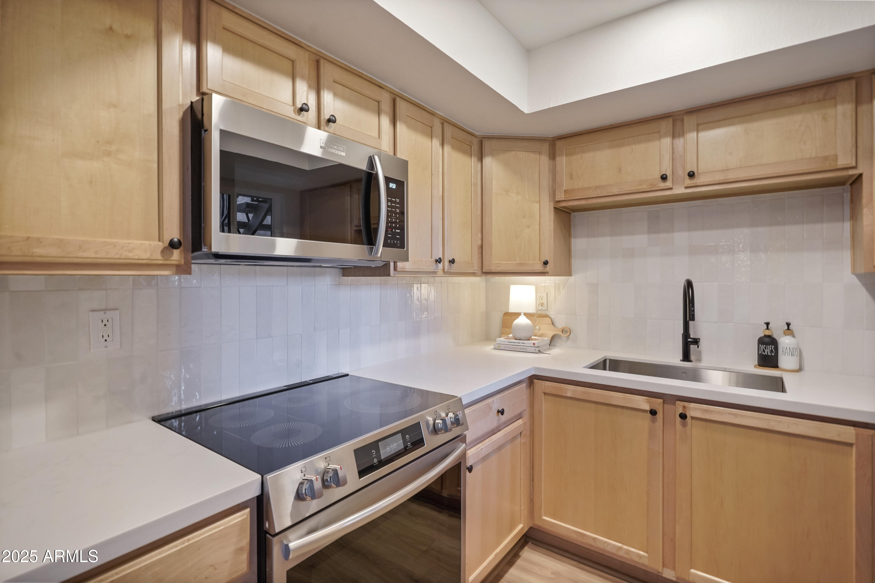 8256 E ARABIAN Trail, 125