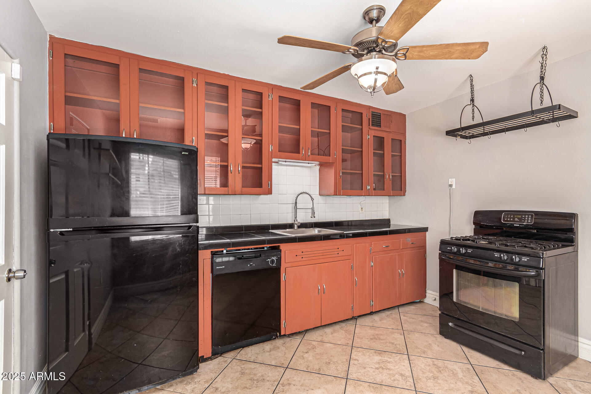 735 W COOLIDGE Street