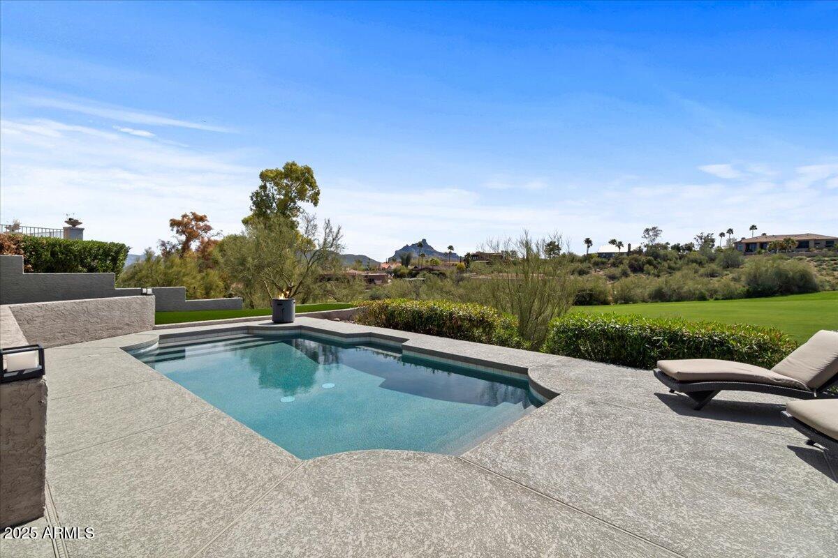 16919 E NICKLAUS Drive