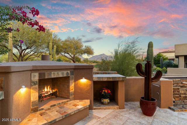 9270 E THOMPSON PEAK Parkway, 335