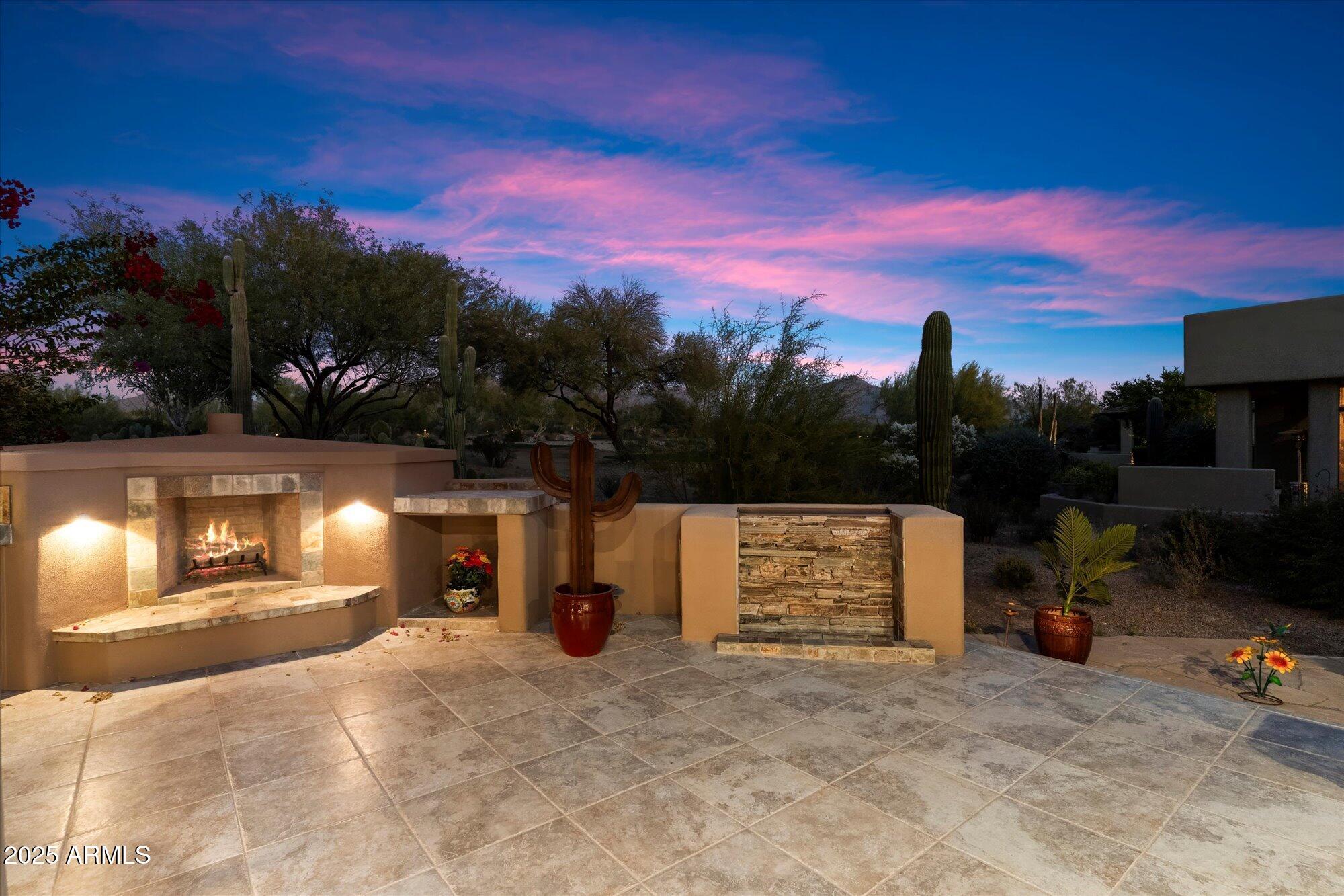 9270 E THOMPSON PEAK Parkway, 335