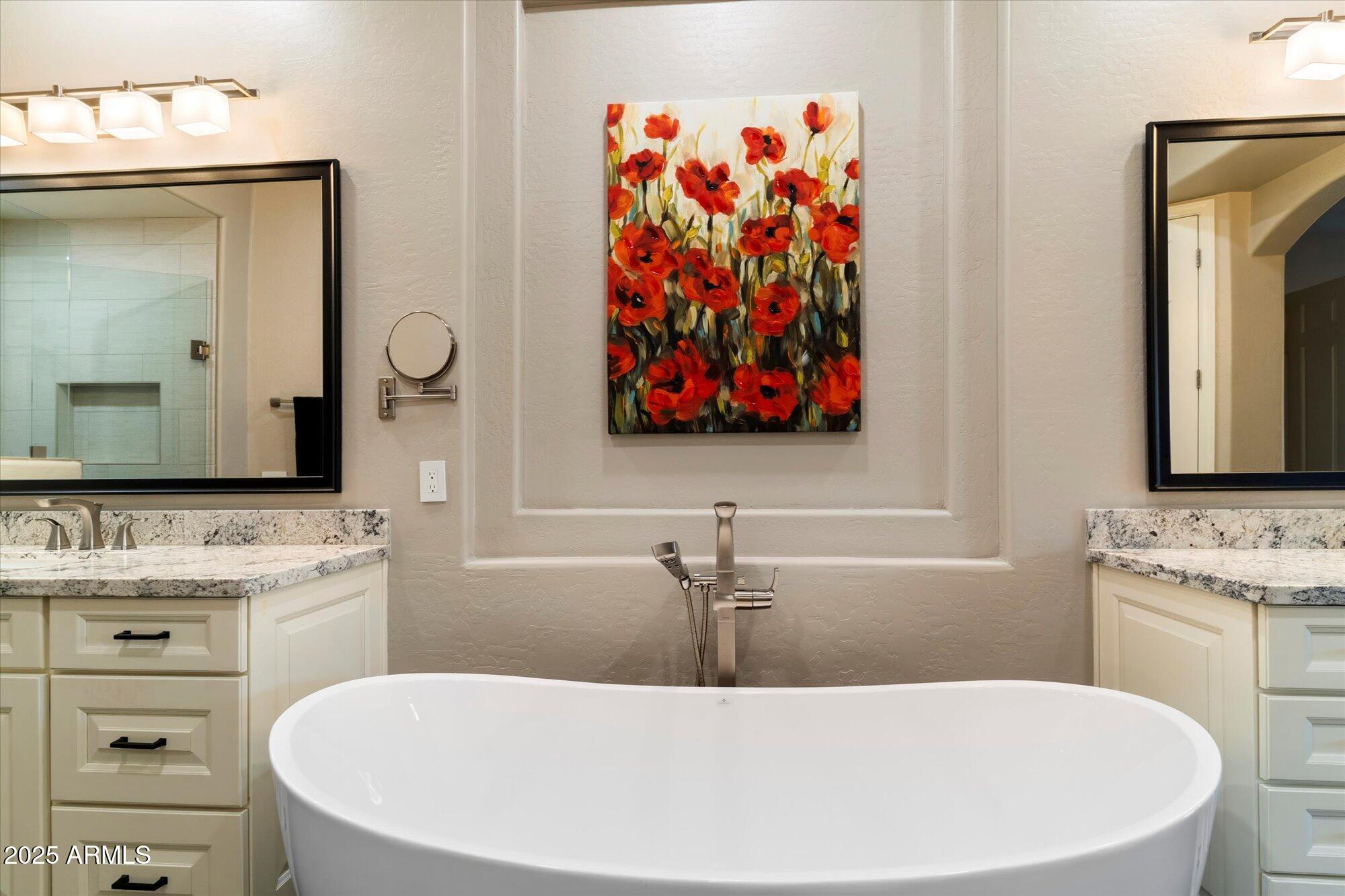 9270 E THOMPSON PEAK Parkway, 335