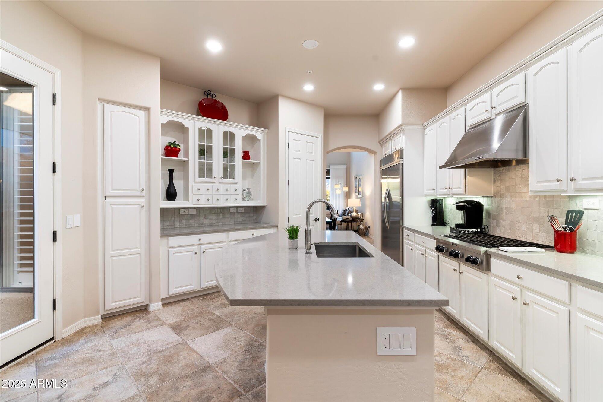 9270 E THOMPSON PEAK Parkway, 335