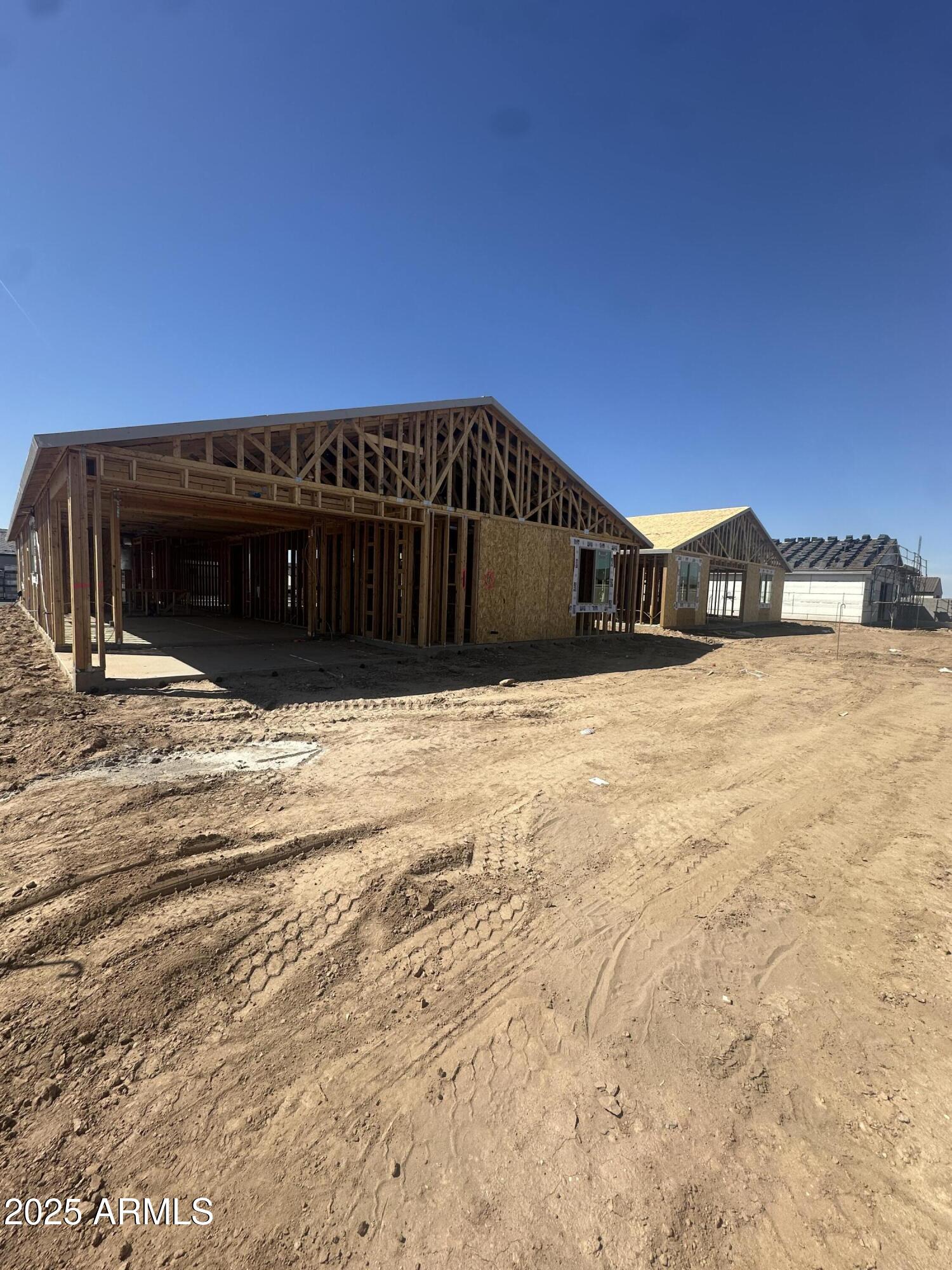32189 N LONE RANCHER Way