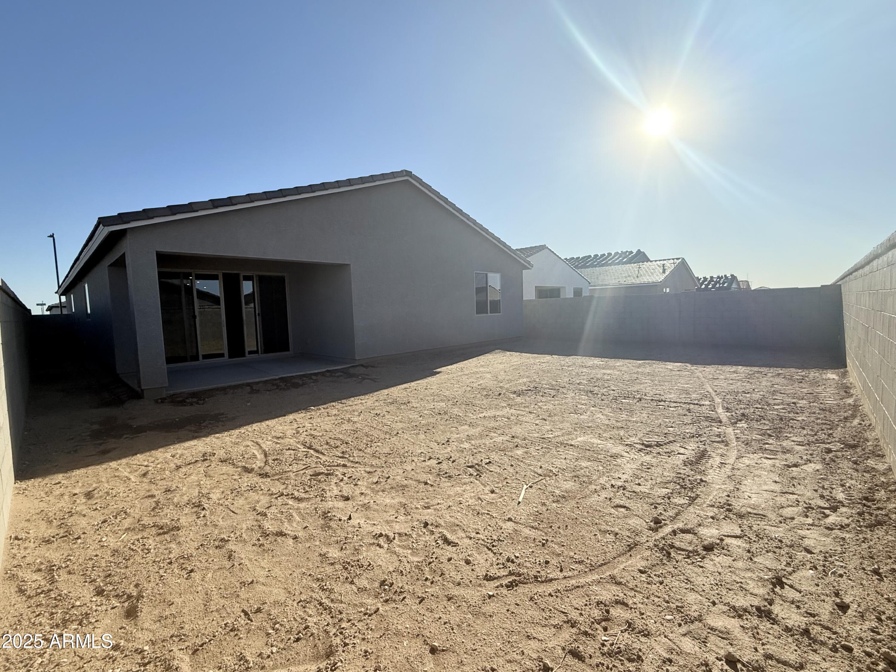 2446 E SPUR Drive