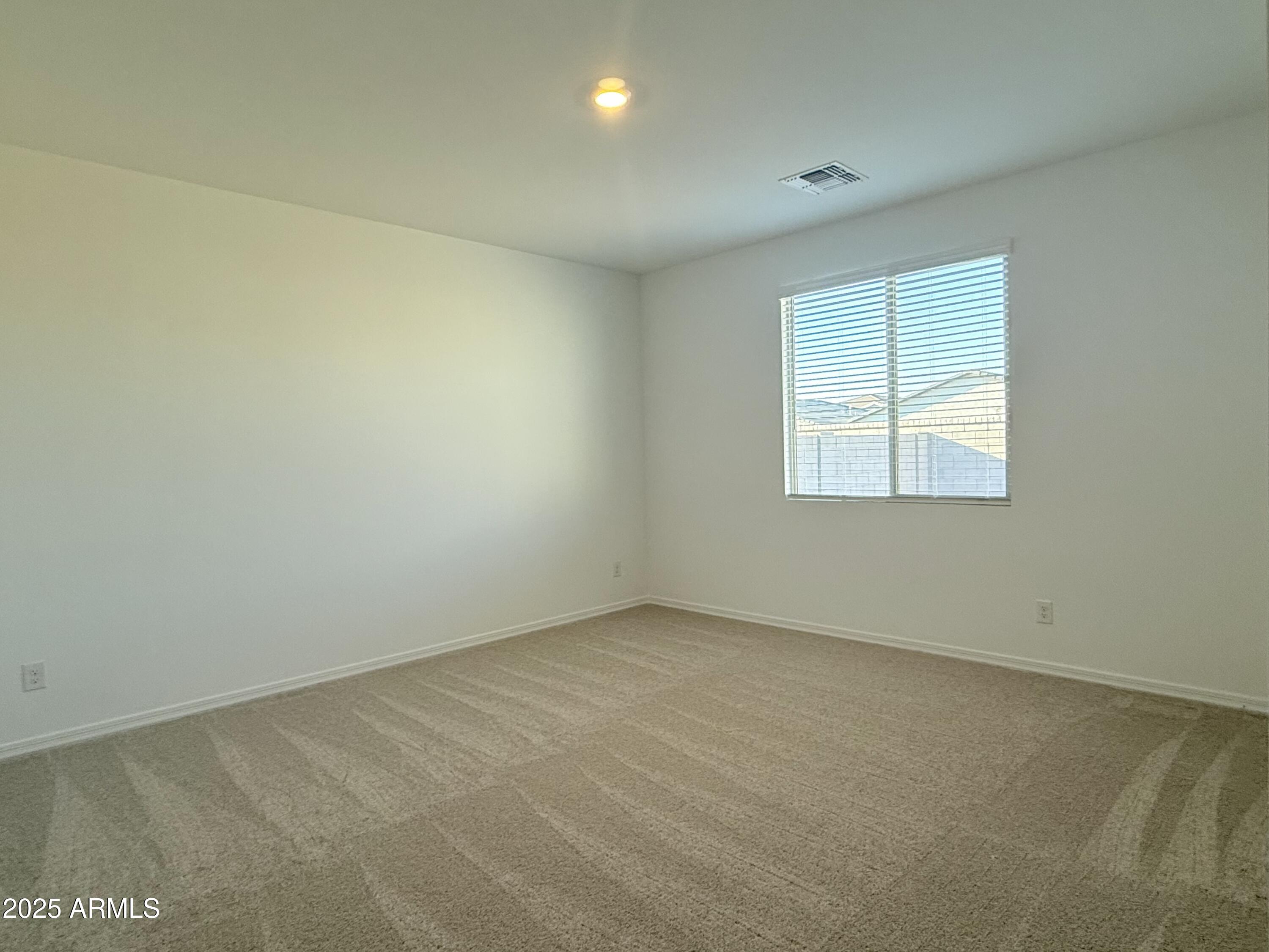 2446 E SPUR Drive
