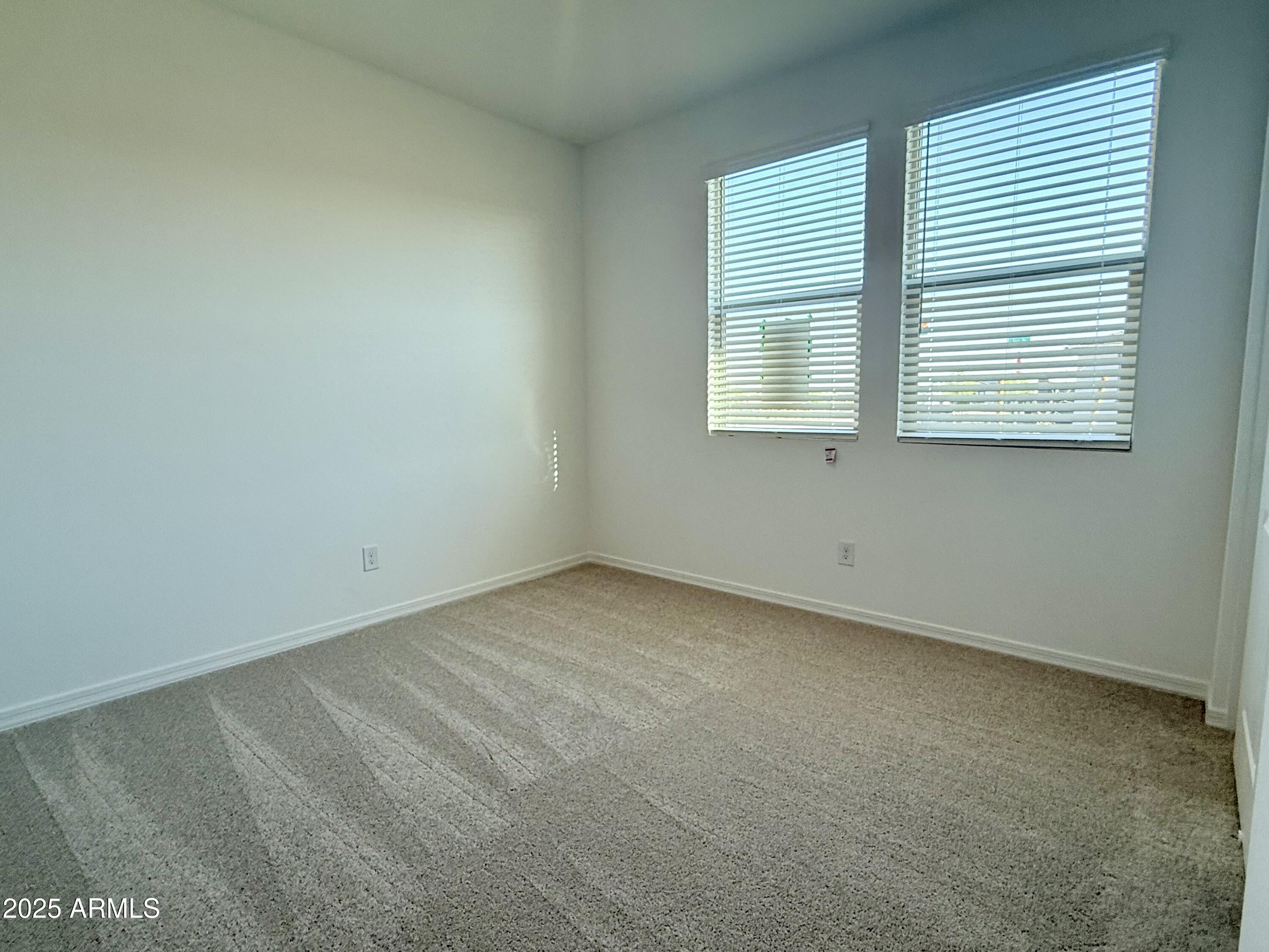 2446 E SPUR Drive