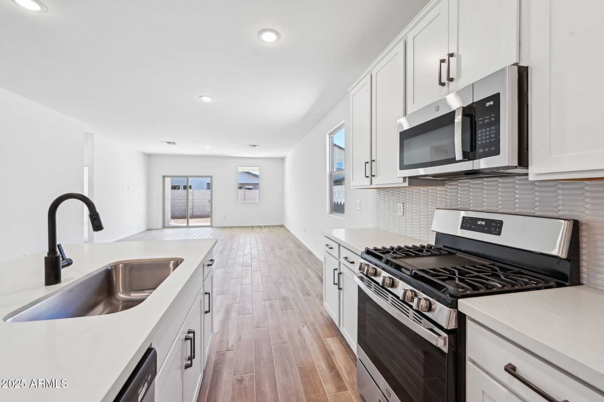 47771 W MELLEN Lane