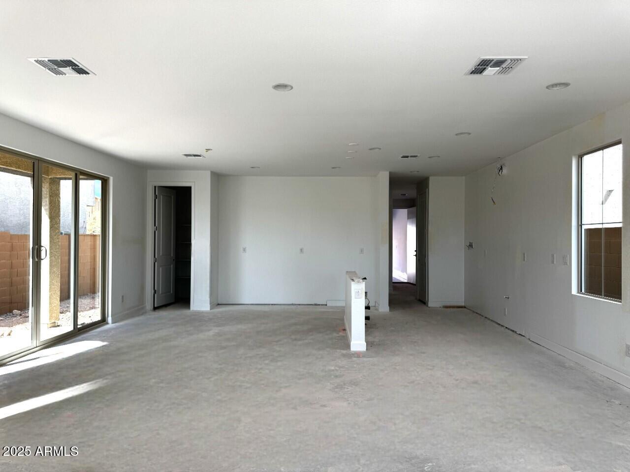 2216 W CHISUM Trail