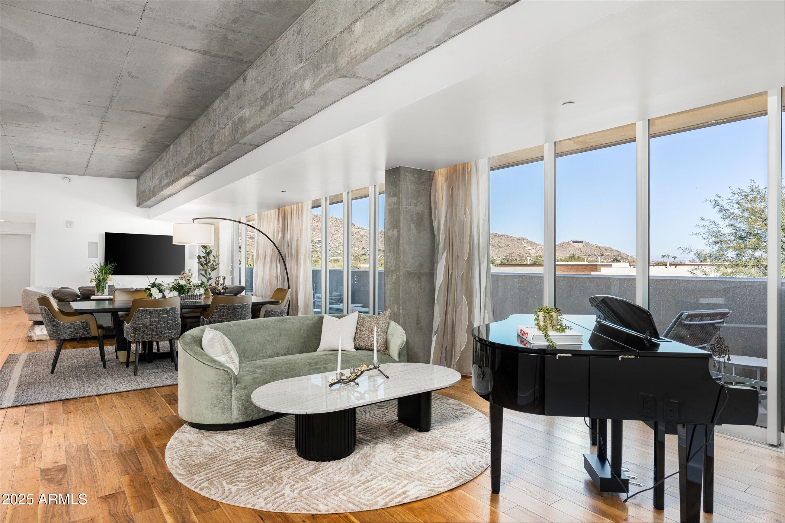 5455 E LINCOLN Drive, 3002