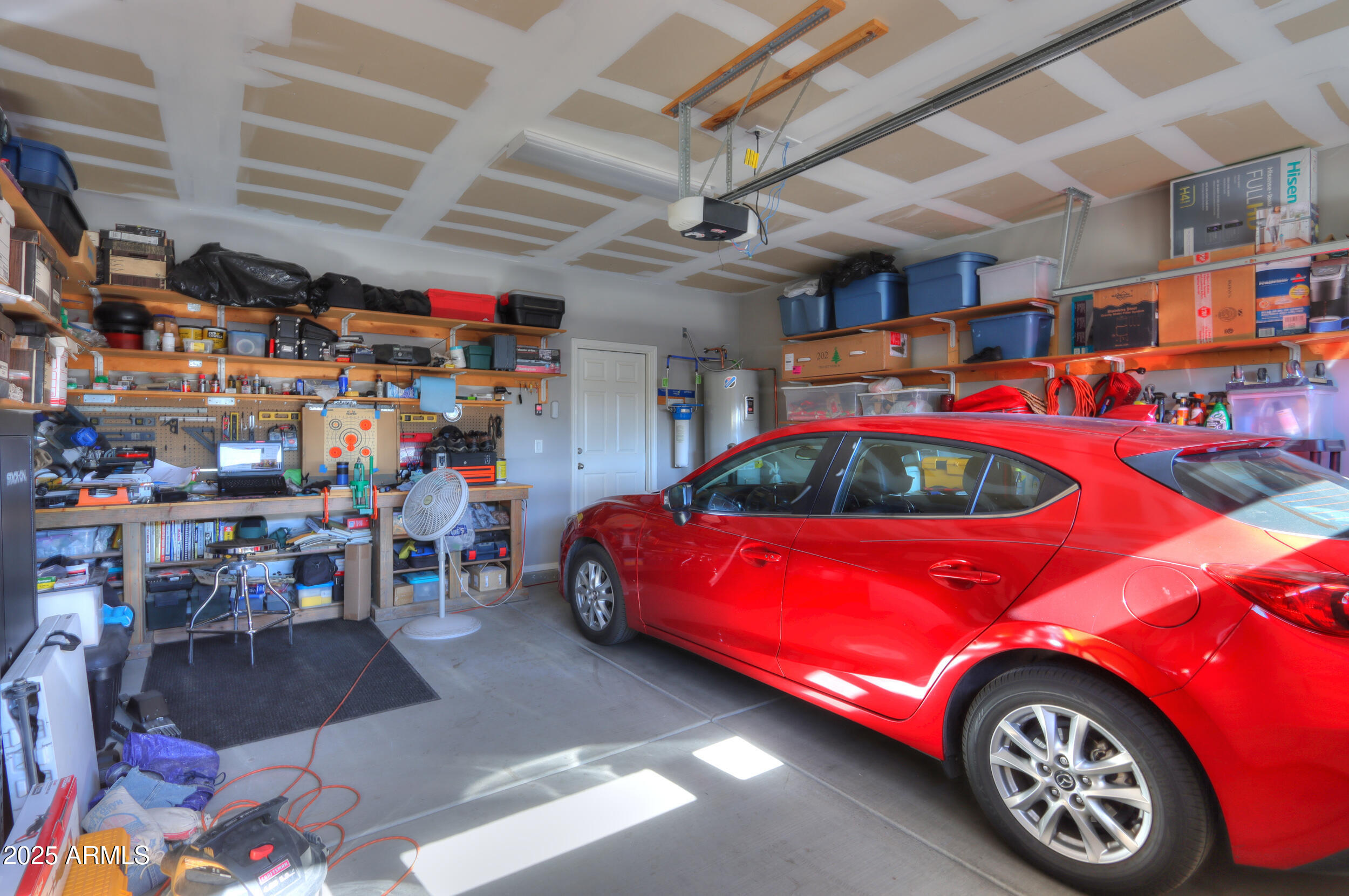 802 W JARDIN Drive