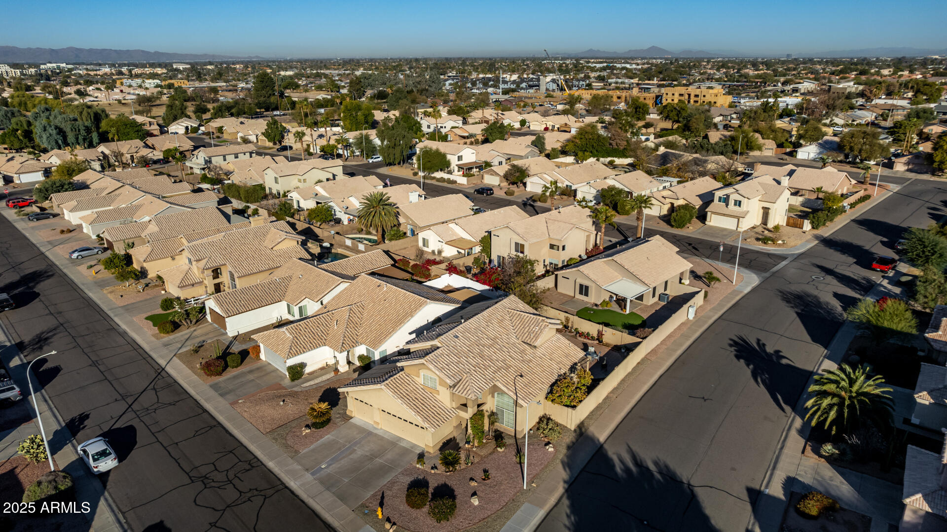 1212 E BUTLER Drive