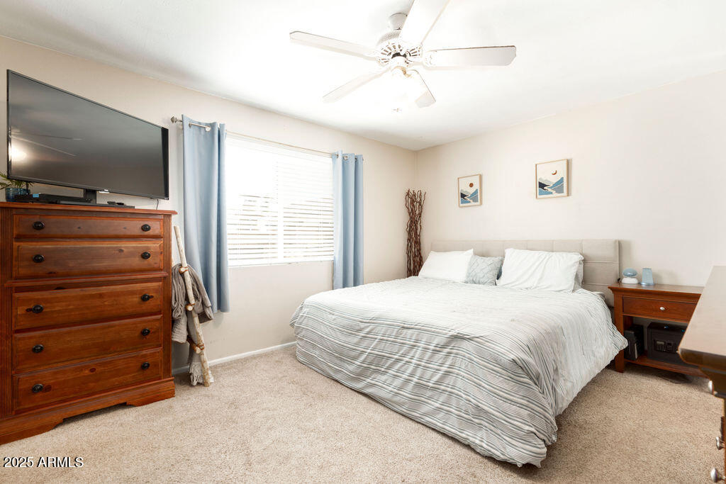 3213 N 41ST Place