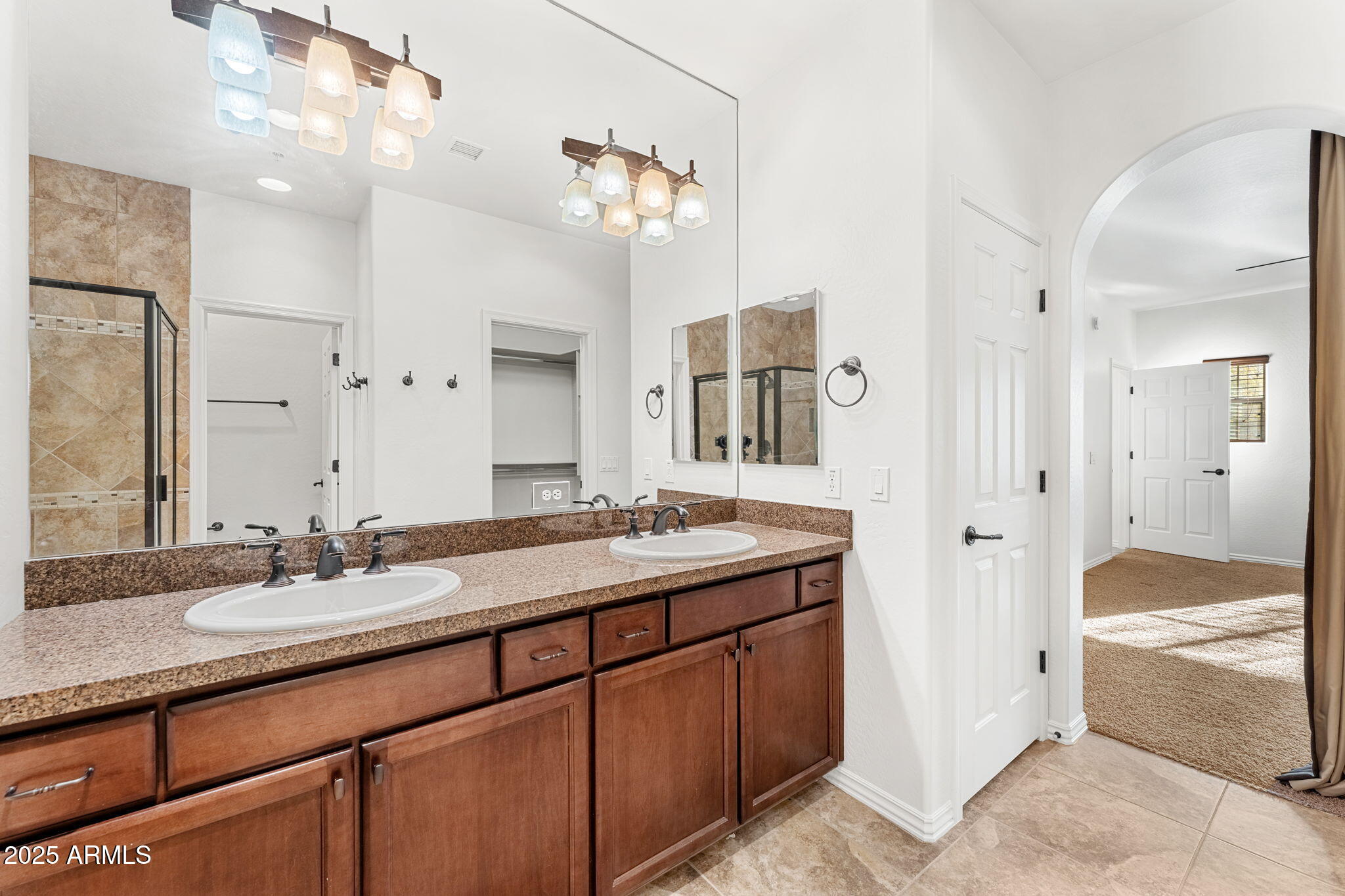 3935 E ROUGH RIDER Road, 1235