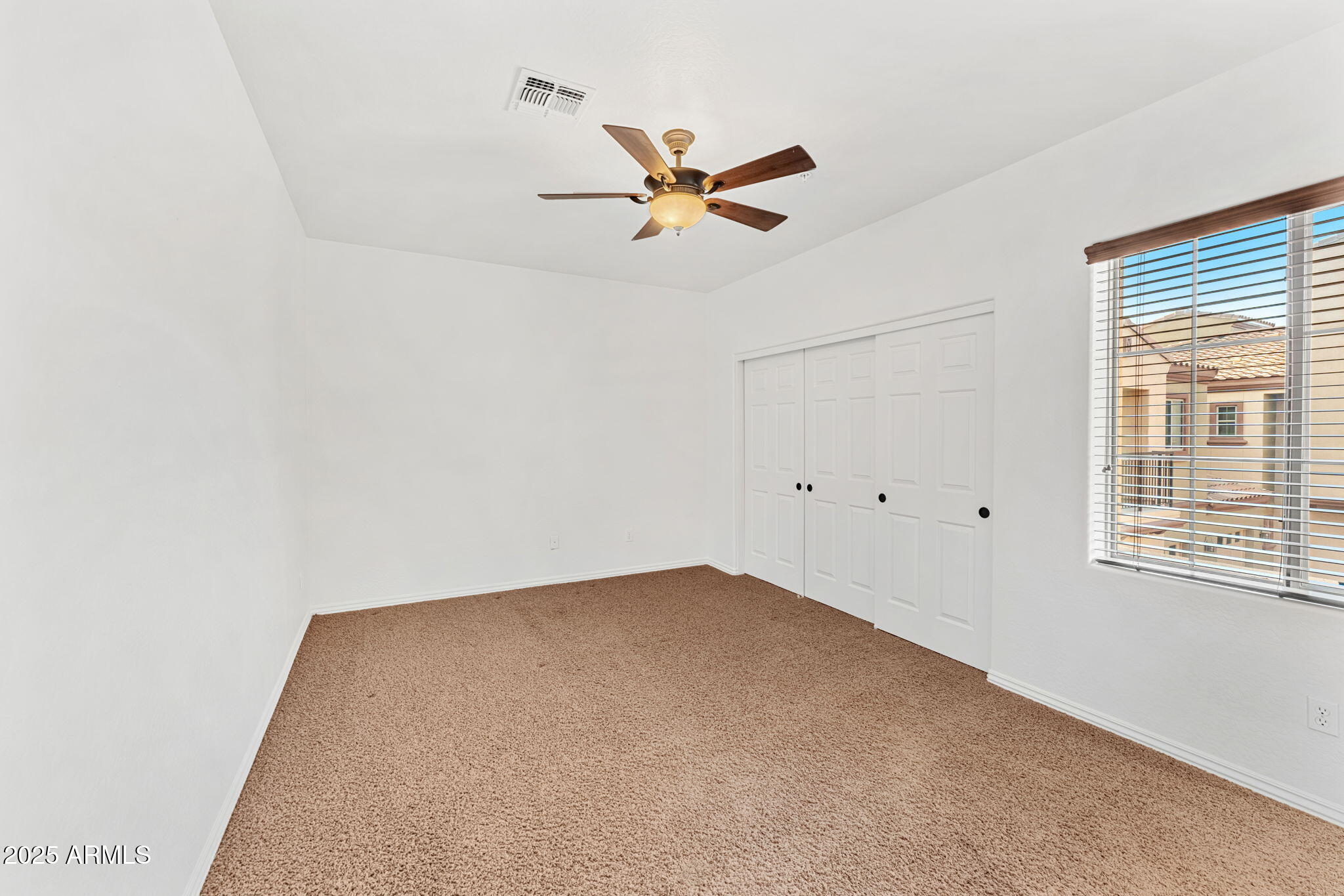 3935 E ROUGH RIDER Road, 1235