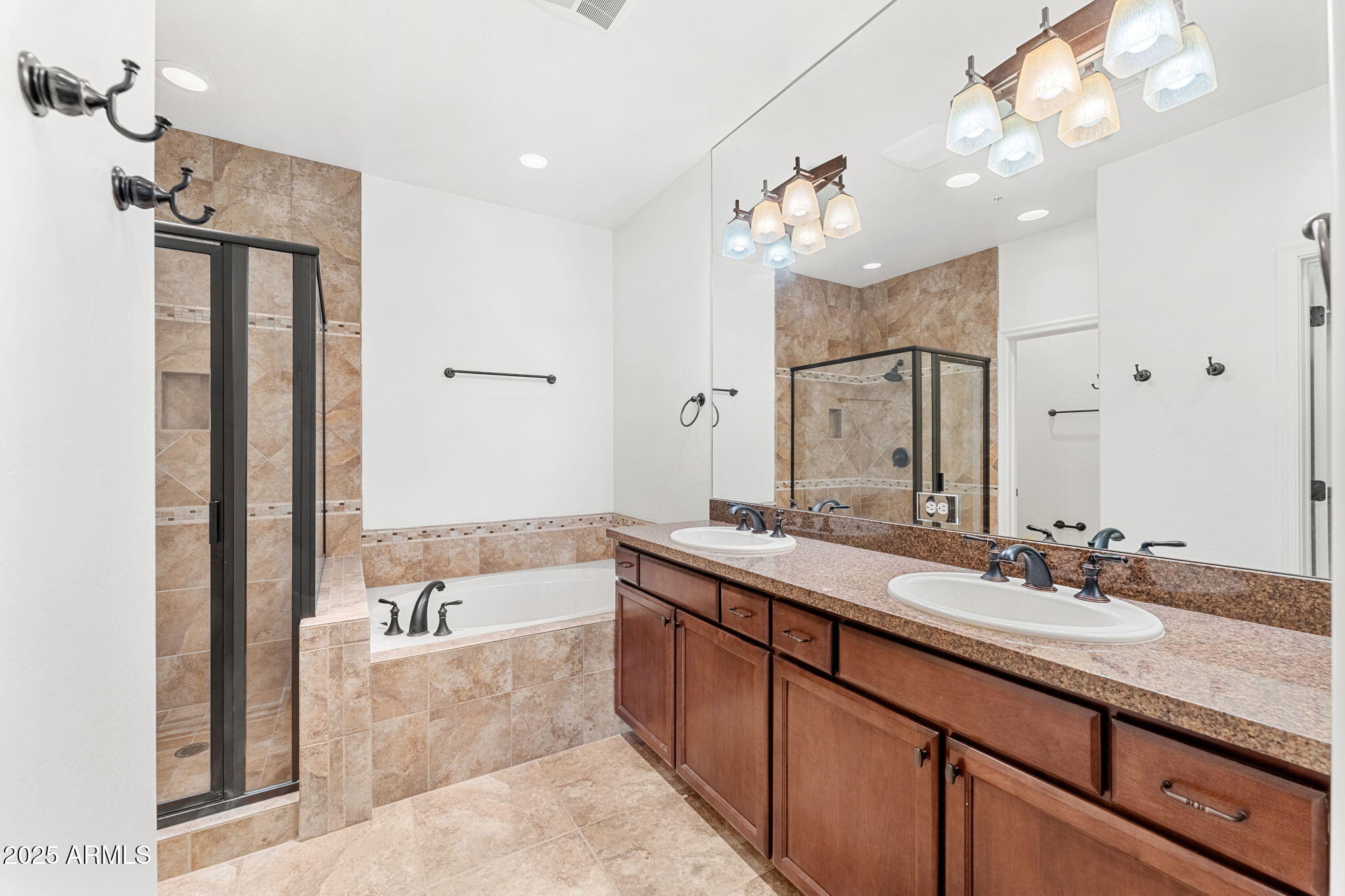 3935 E ROUGH RIDER Road, 1235