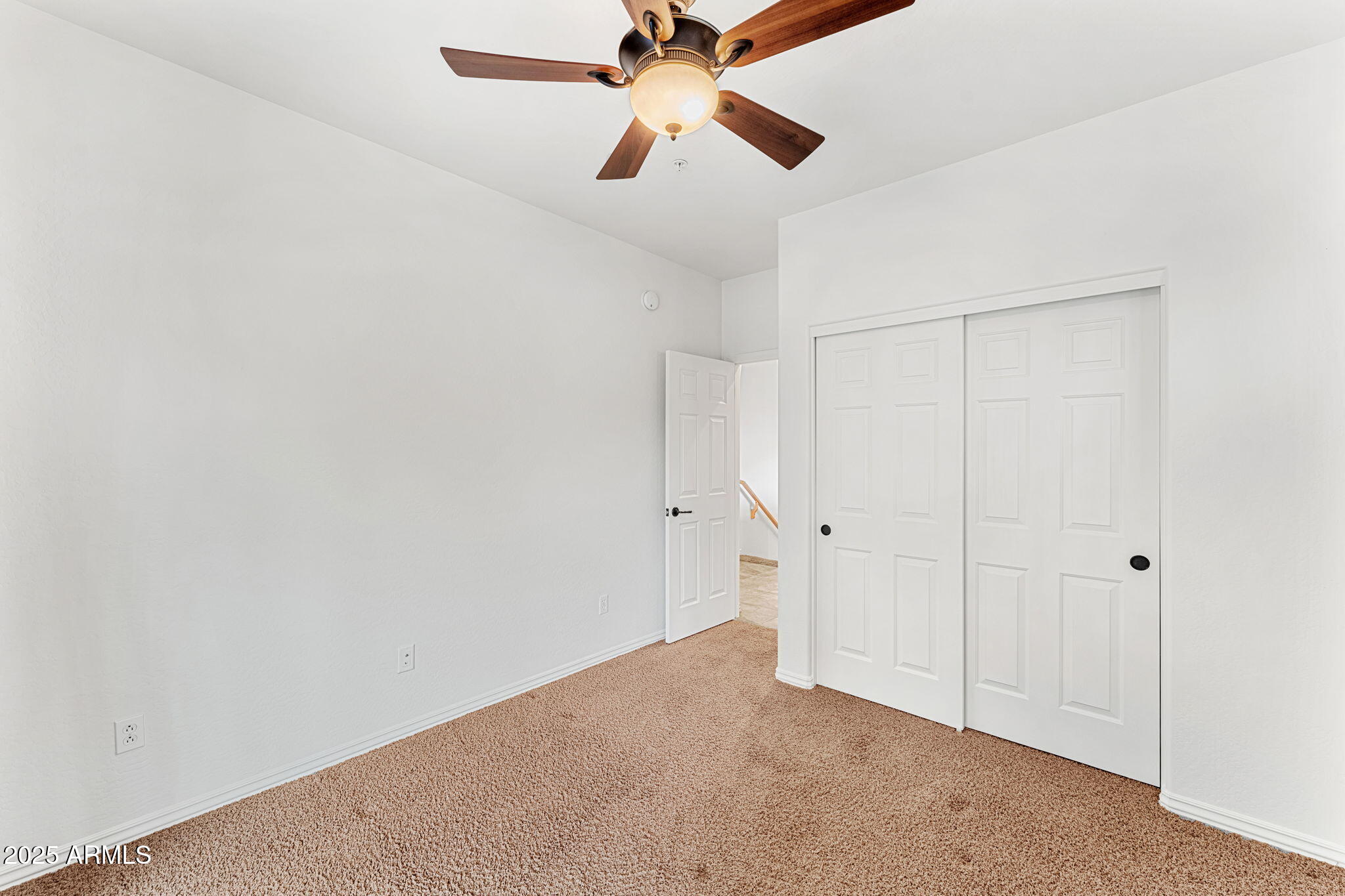 3935 E ROUGH RIDER Road, 1235