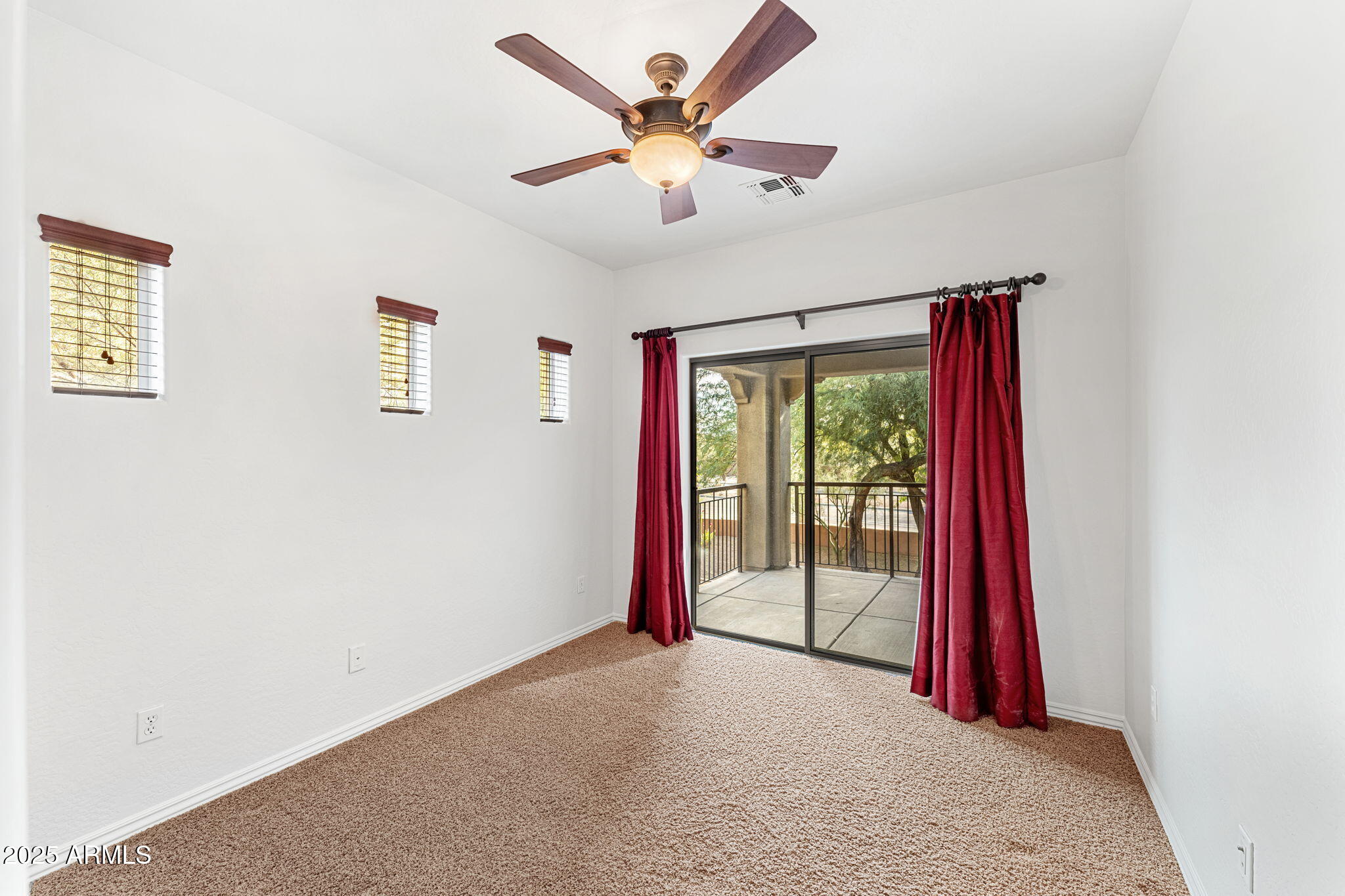 3935 E ROUGH RIDER Road, 1235