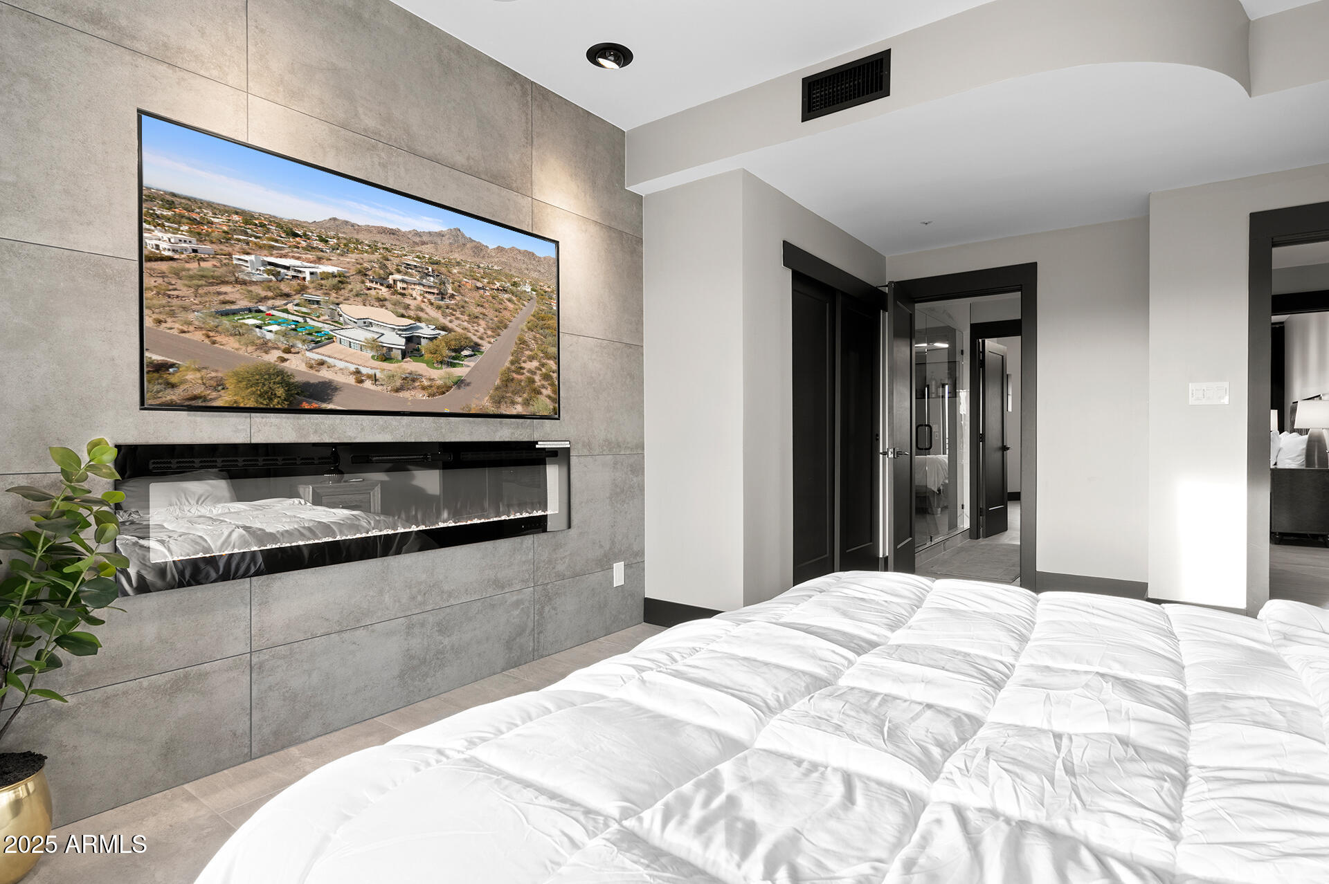 3282 E PALO VERDE Drive