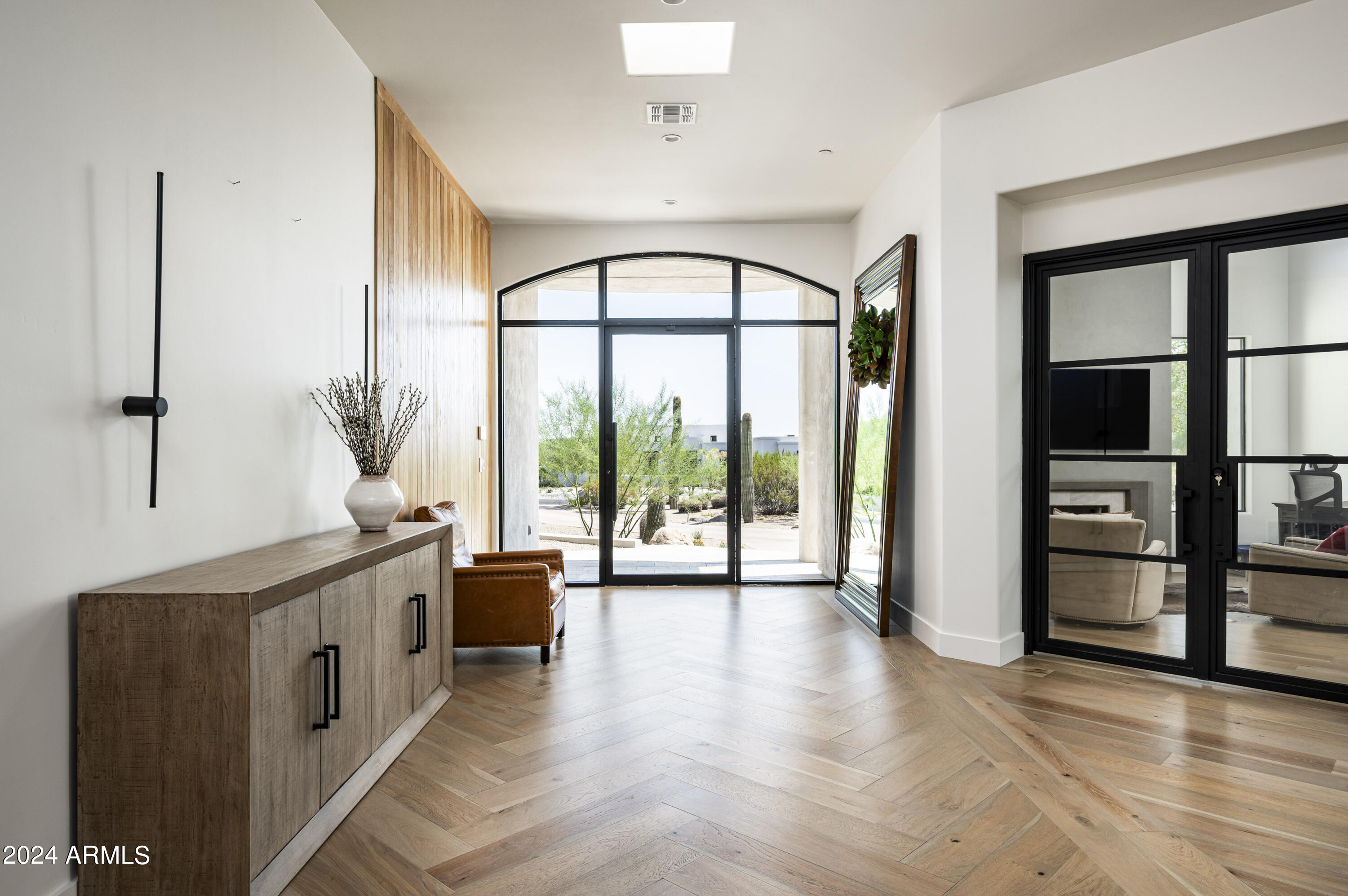 8250 E VIA DEL SOL Drive