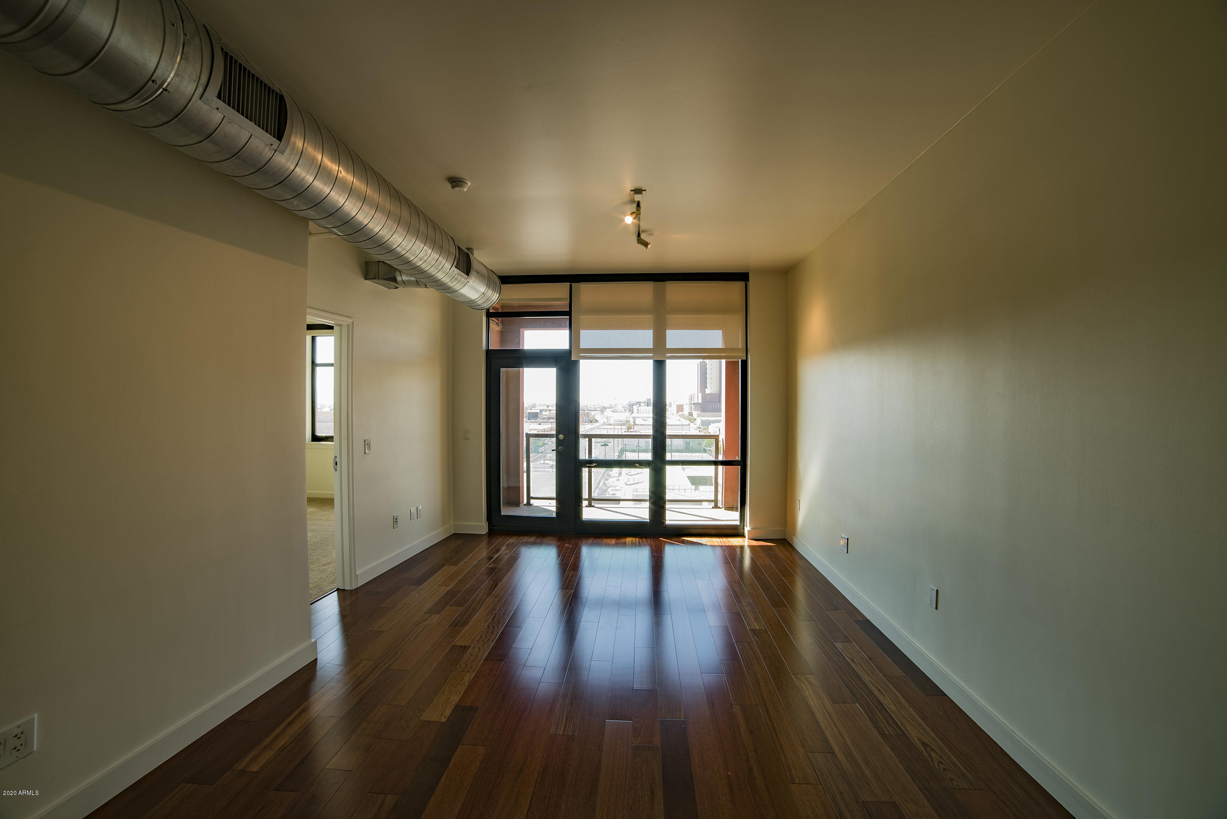 310 S 4TH Street, 902