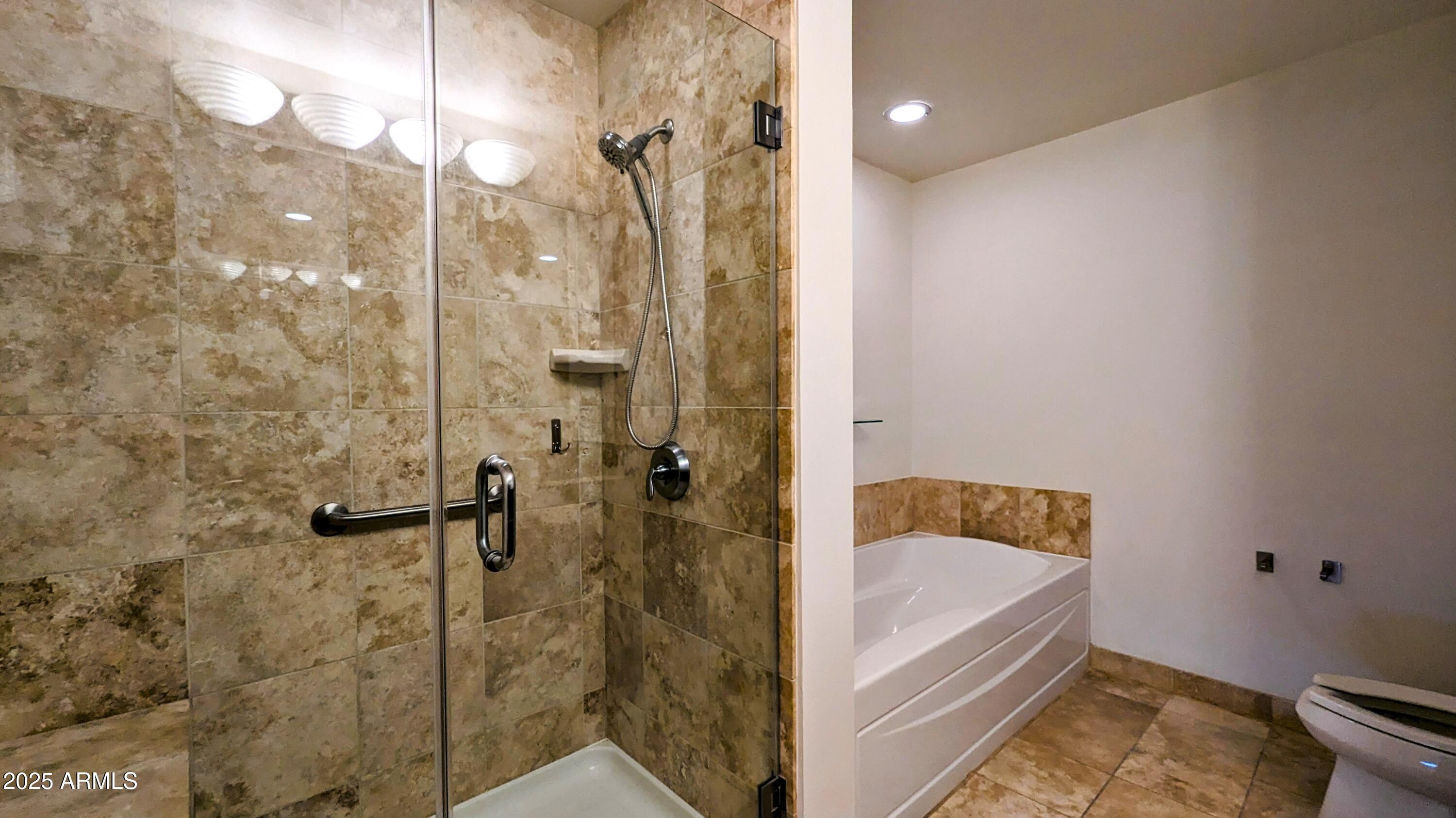 310 S 4TH Street, 2202