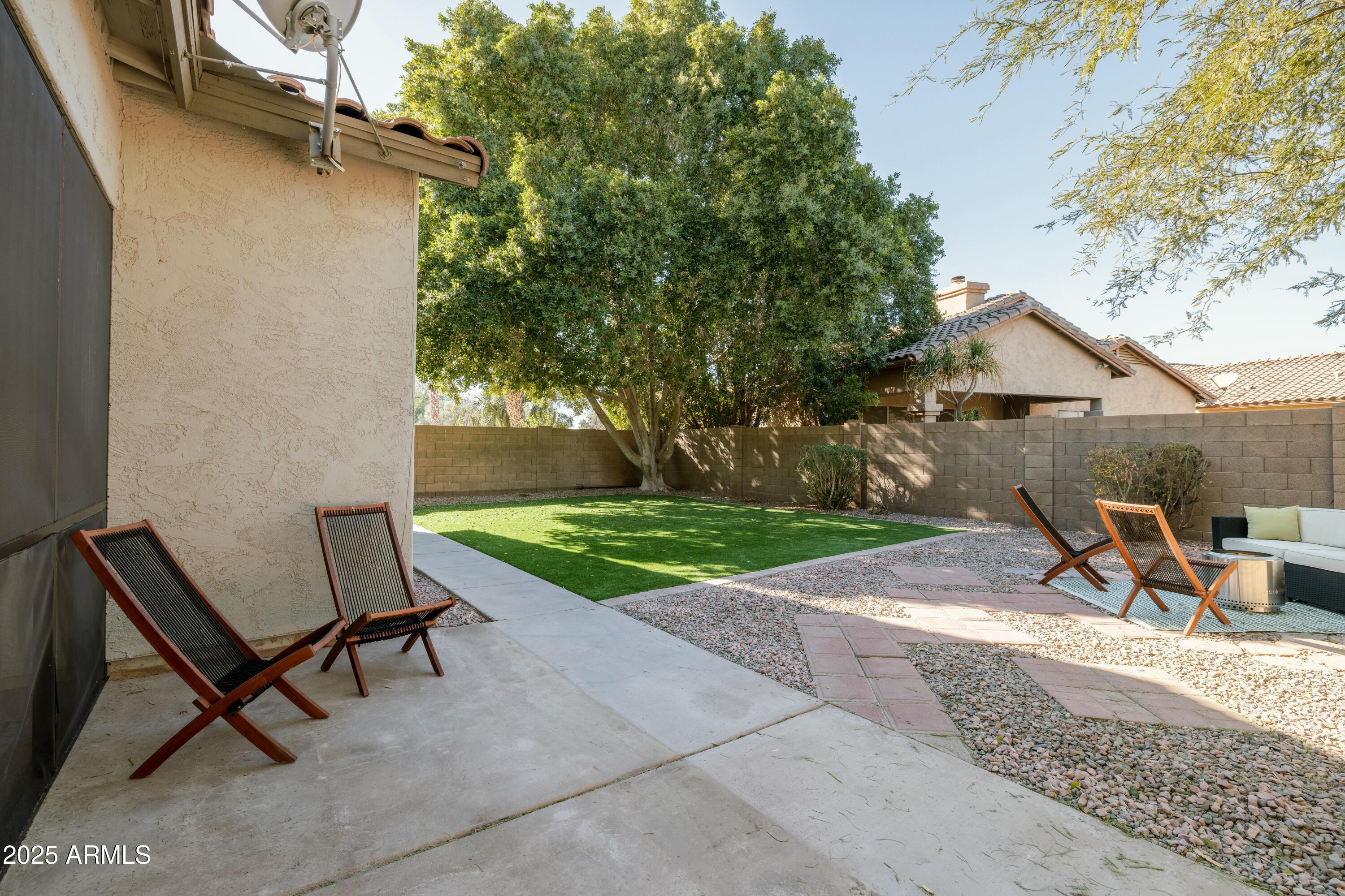 3950 S CACTUS WREN Drive
