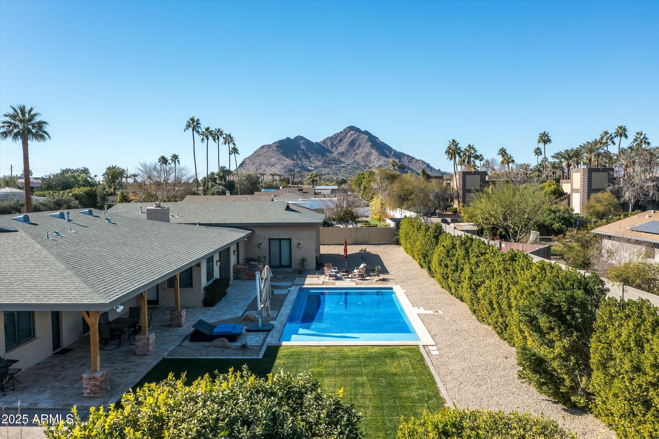 7254 E VISTA Drive