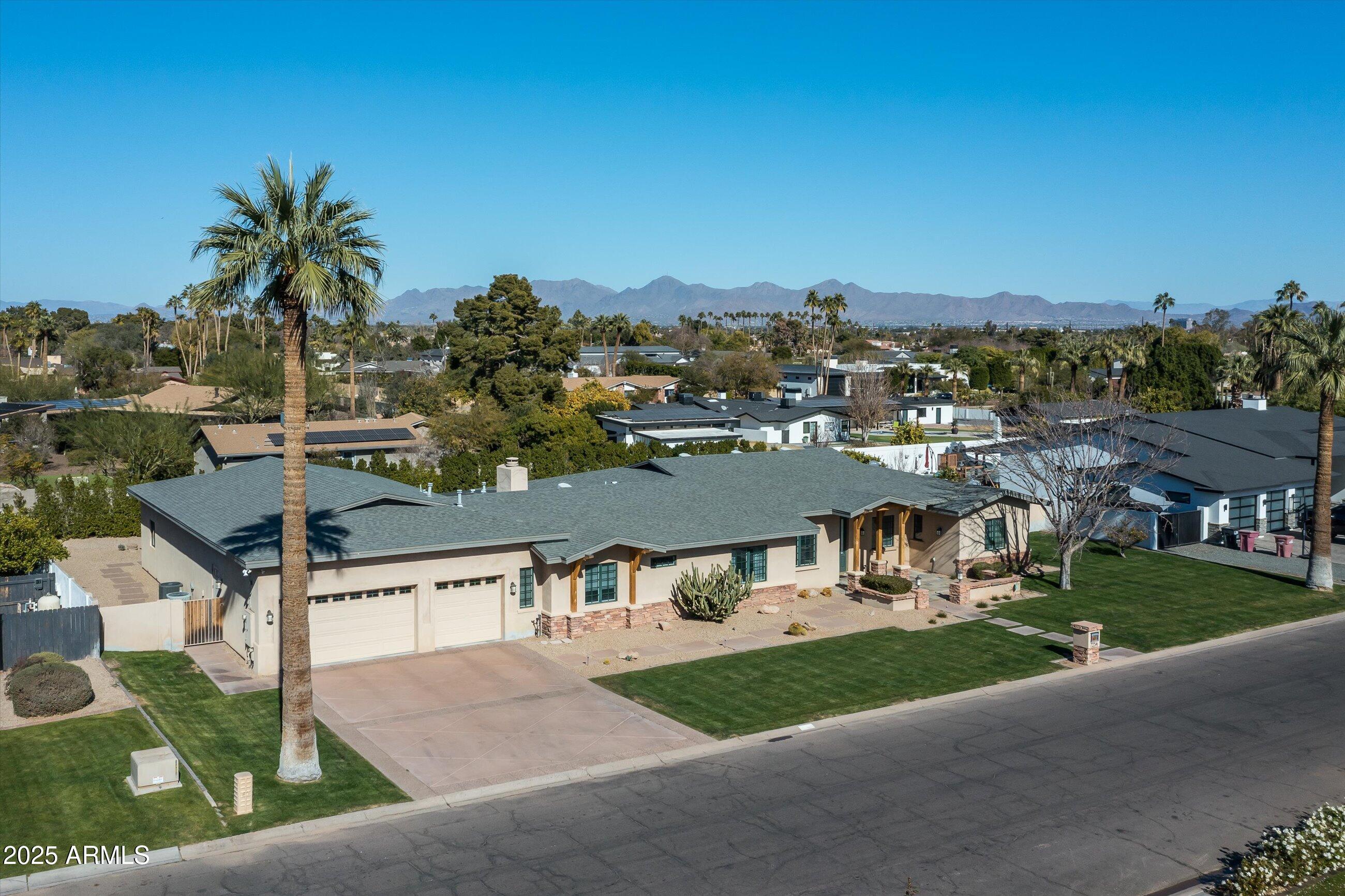 7254 E VISTA Drive