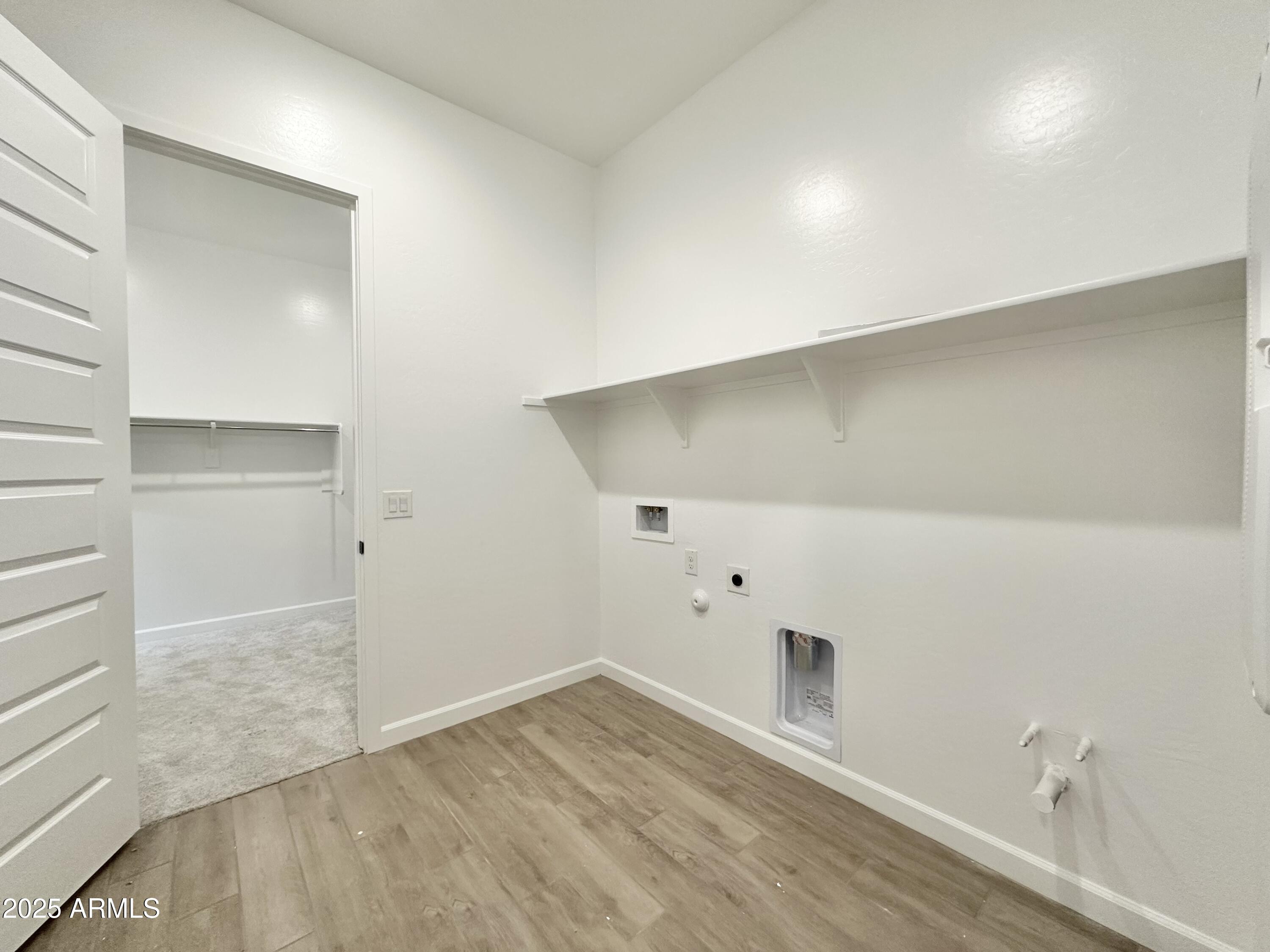 22708 E LORDS Way