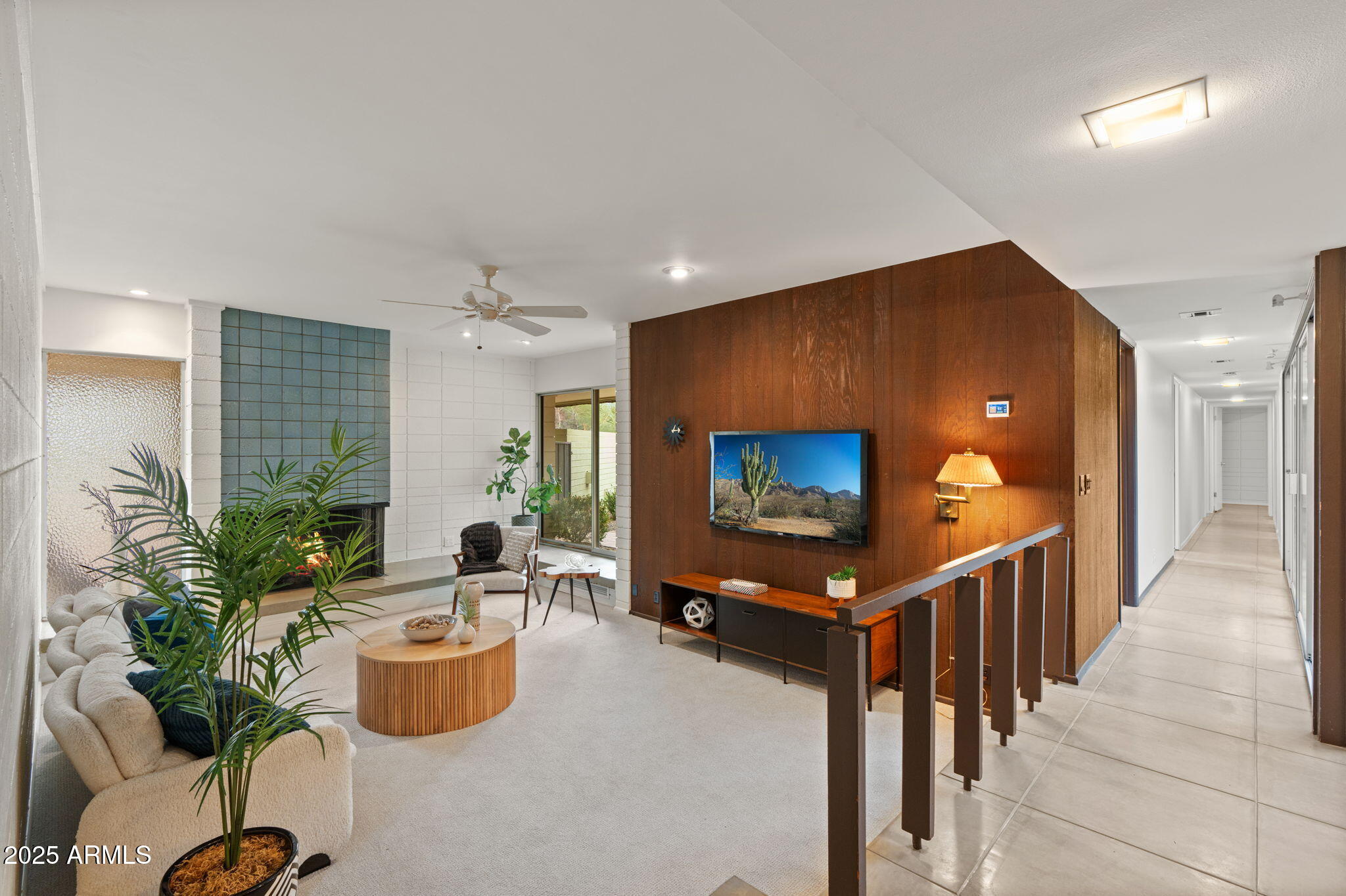 203 W ALEGRE Drive