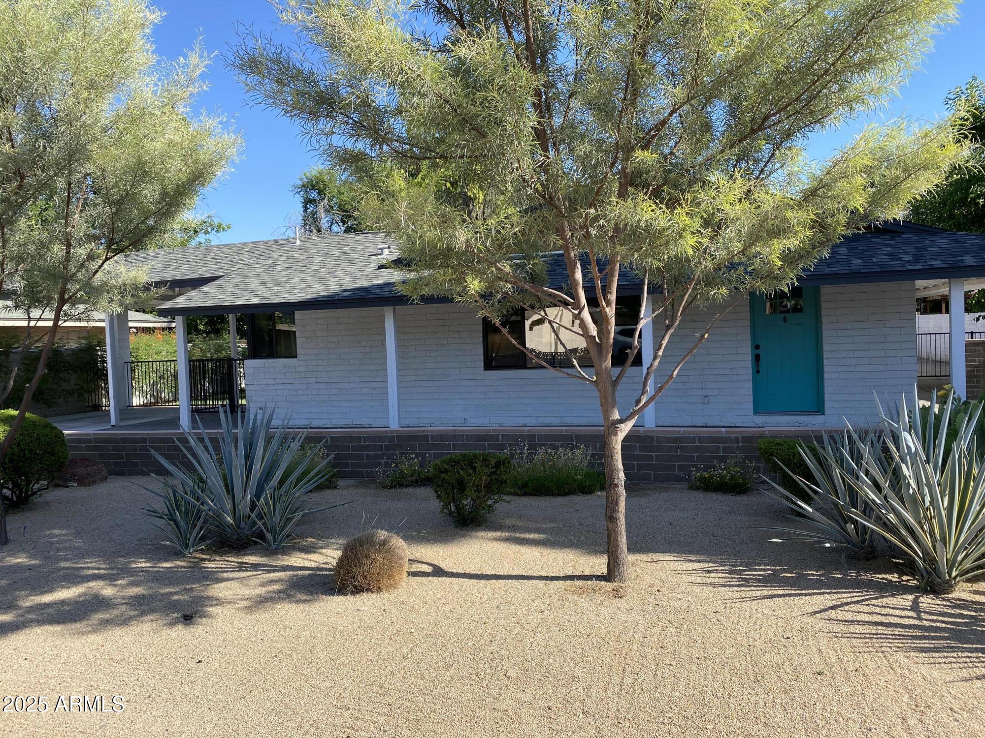 11 W MCLELLAN Boulevard