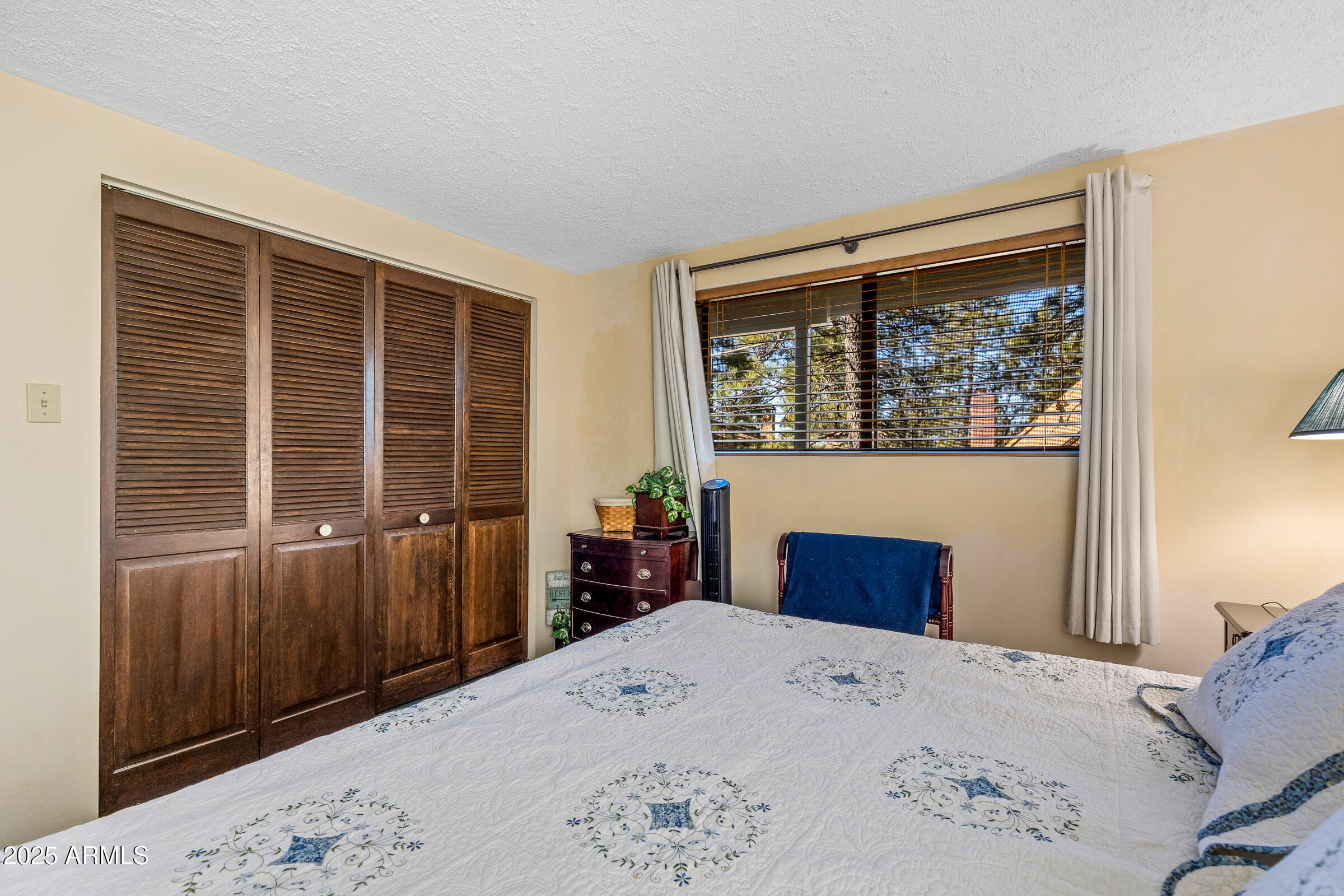 17740 S BUCKSKIN Circle