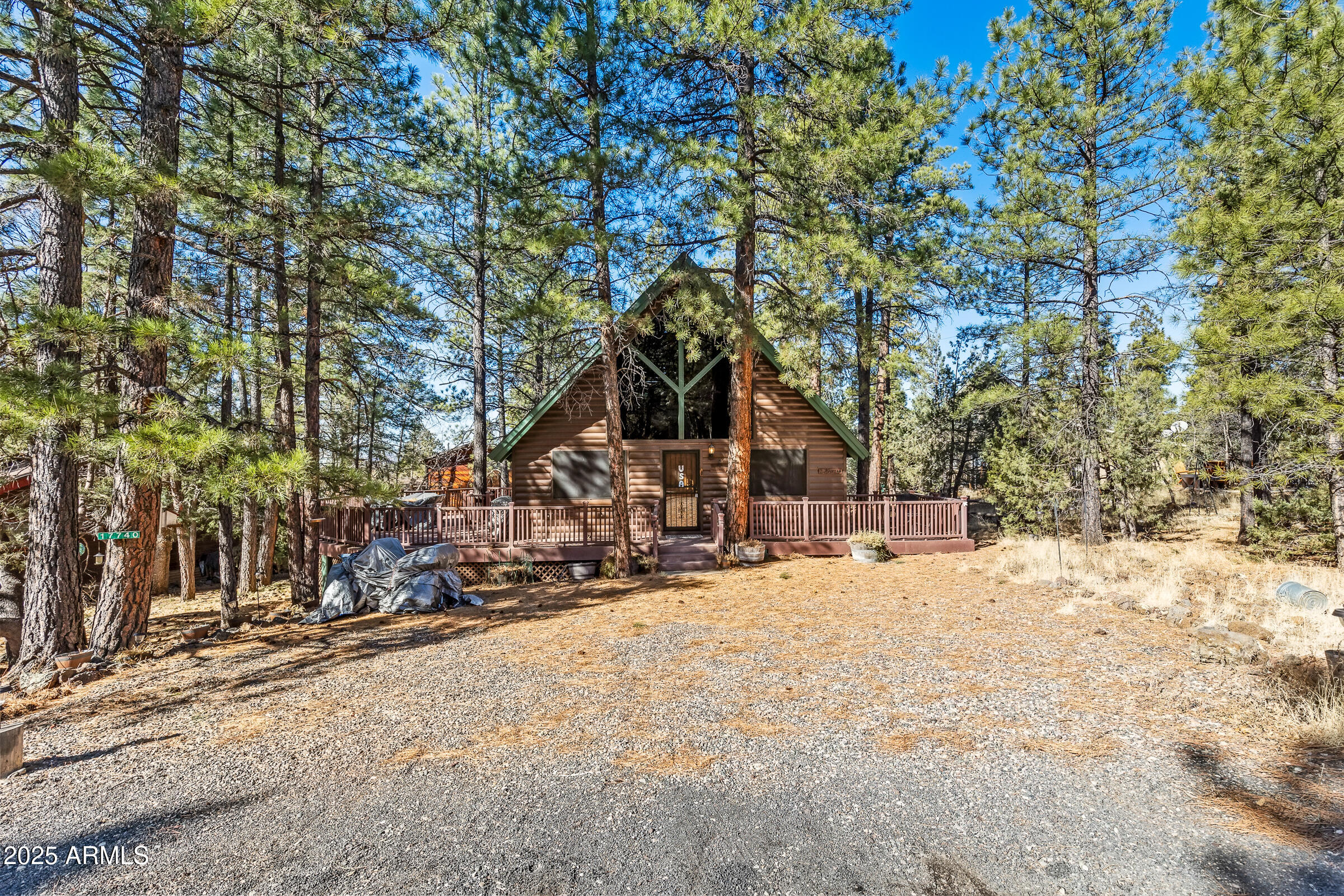 17740 S BUCKSKIN Circle